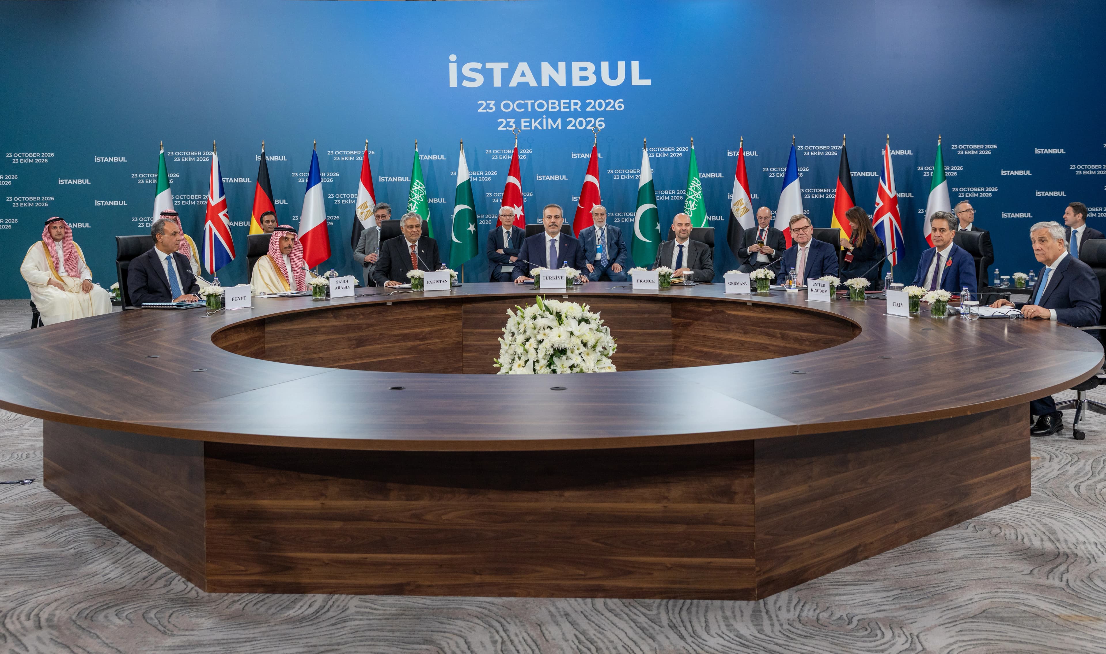 8 ülkeden ortak bildiri: Bölgesel gerilimler diplomasiyle çözülmeli