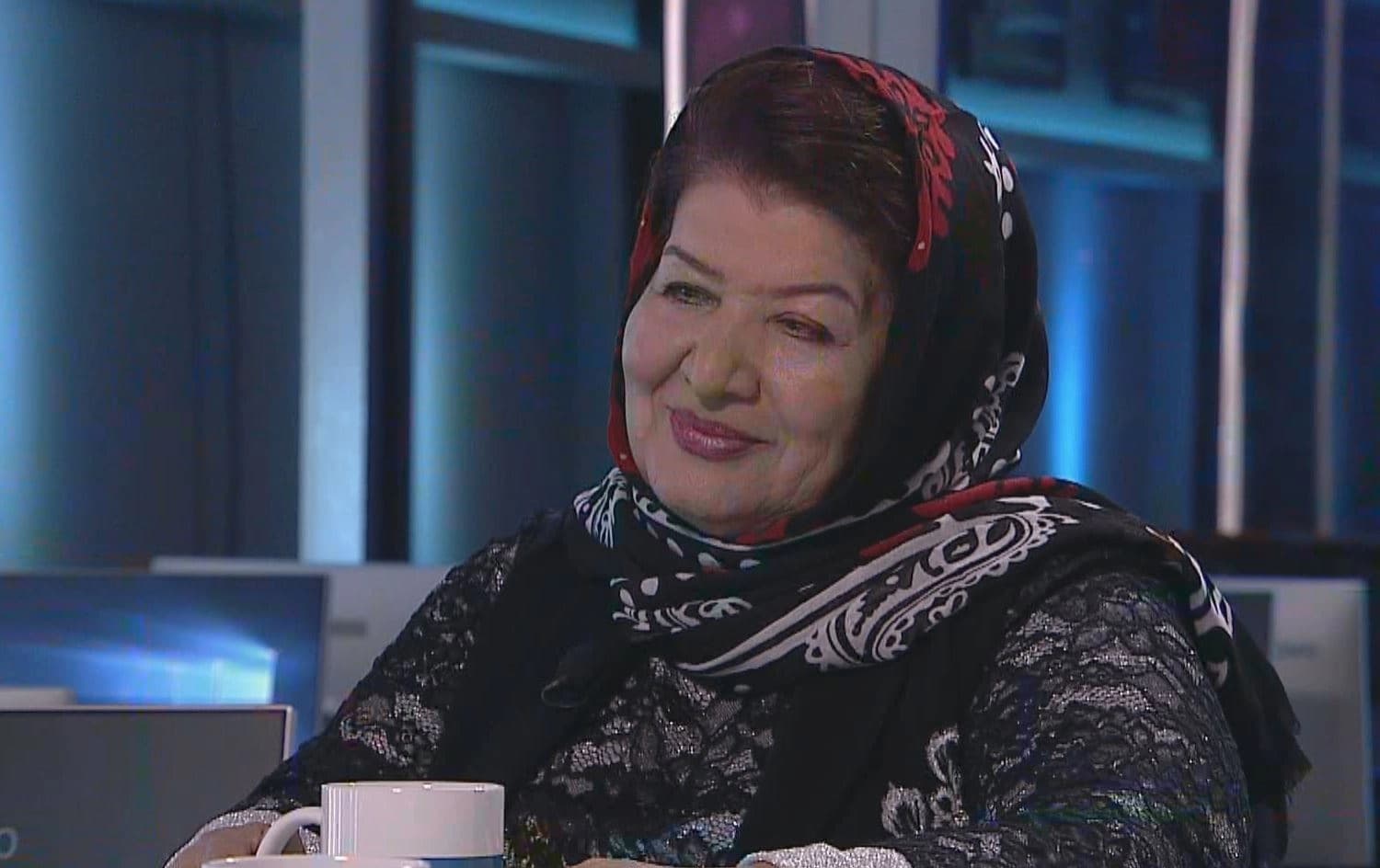پوران درەخشەندە، لە کرماشانی رۆژهەڵاتی کوردستان لەدایکبووە، ژمارەیەكی زۆر فیلمی بەرهەمهێناوە و ئێستا ئەندامی ئەنجوومەنی ژنانی فیلمسازی ئەمریكا و ئەنجوومەنی ئەكتەرانی سەربەخۆی ئەمریكایە