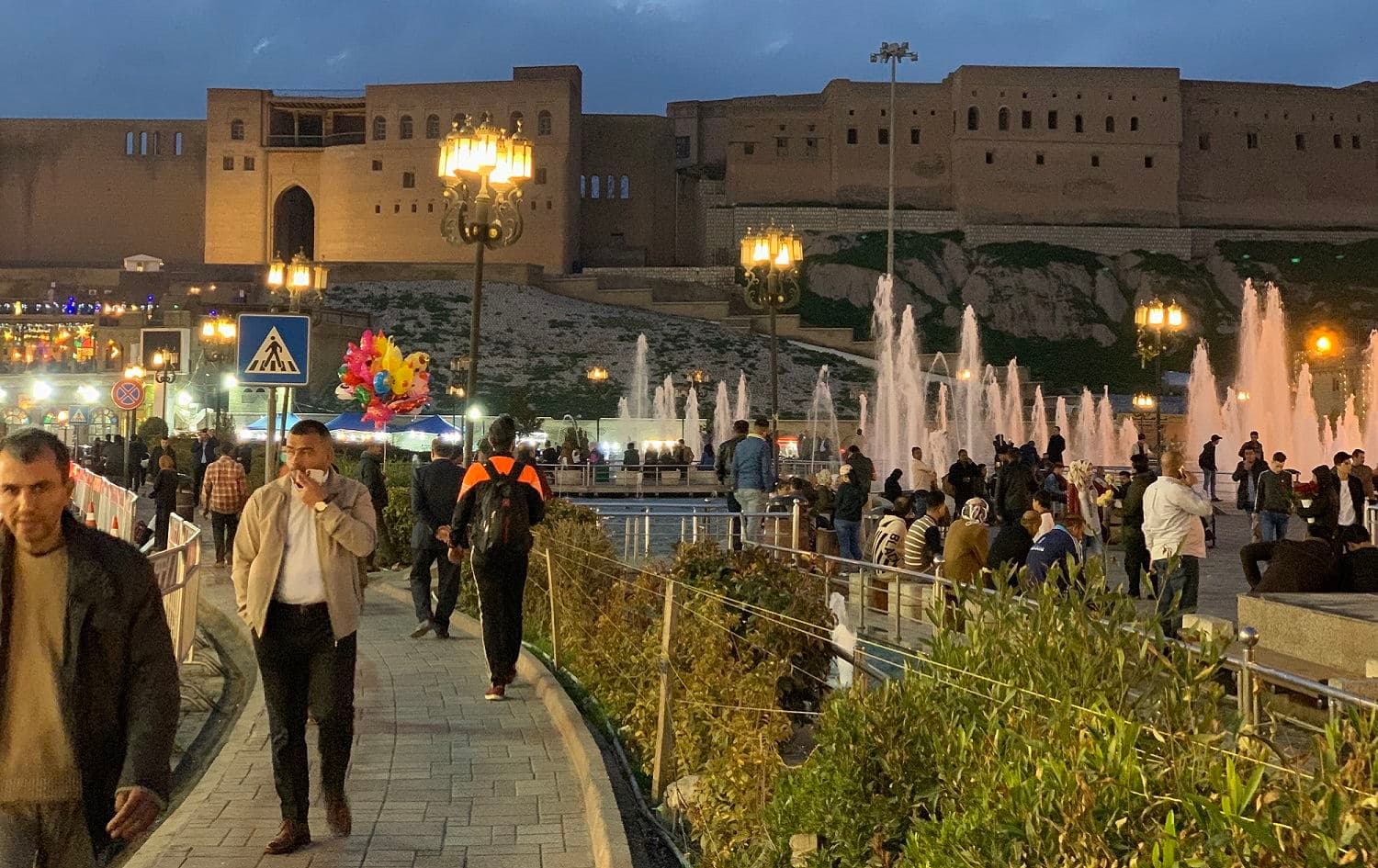 Erbil's fountain square and bazaar under the citadel were bustling on Saturday evening. Photo: Zhelwan Z. Wali / Rudaw