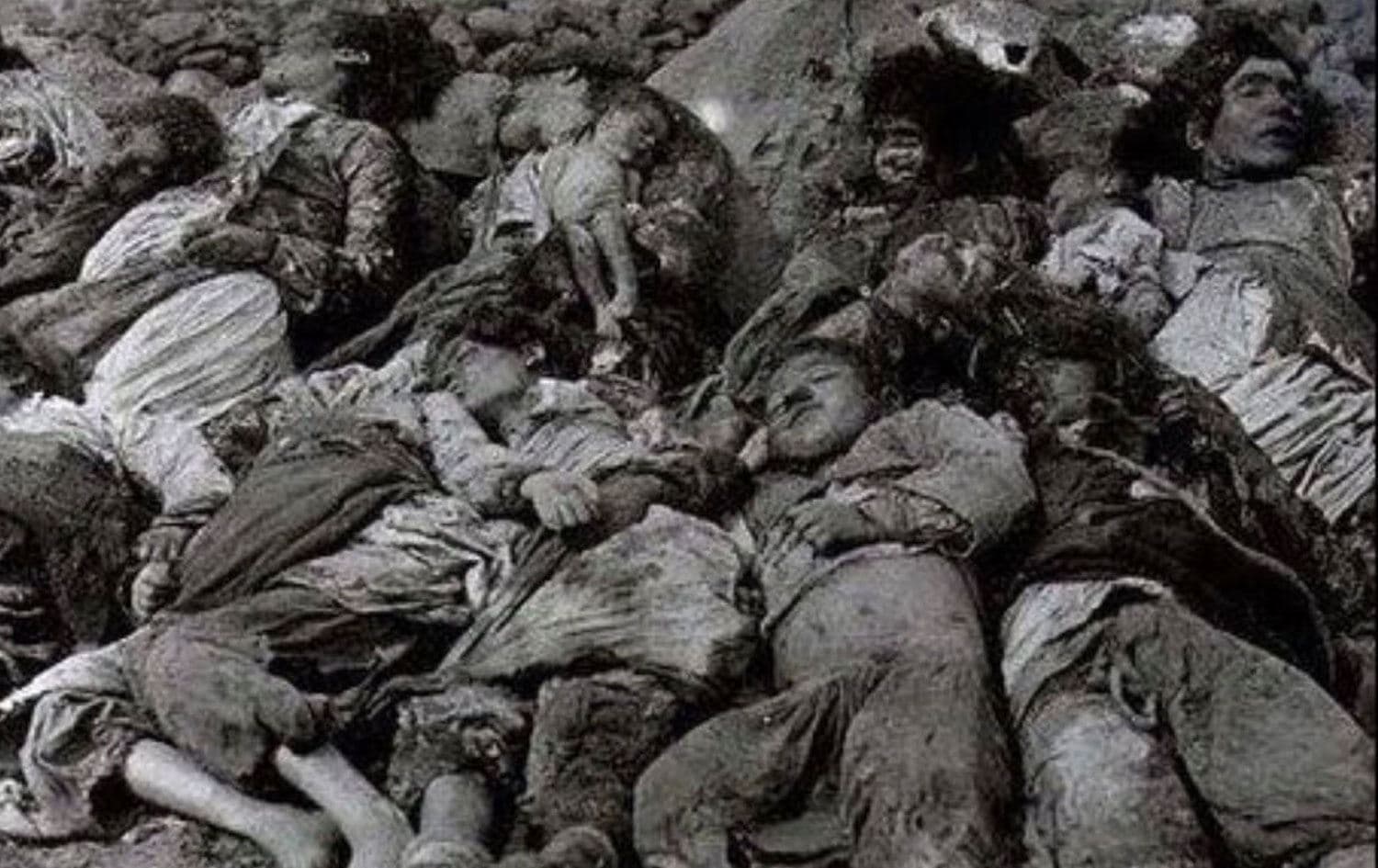 Wêneyek ji komkujiya li Geliyê Zîlan.