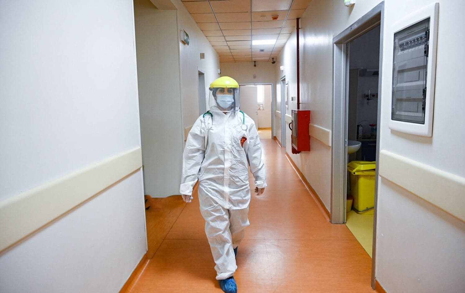 A health worker walks in Sulaimani’s Tahir Ali Hospital. File photo: Bilind T. Abdullah/Rudaw