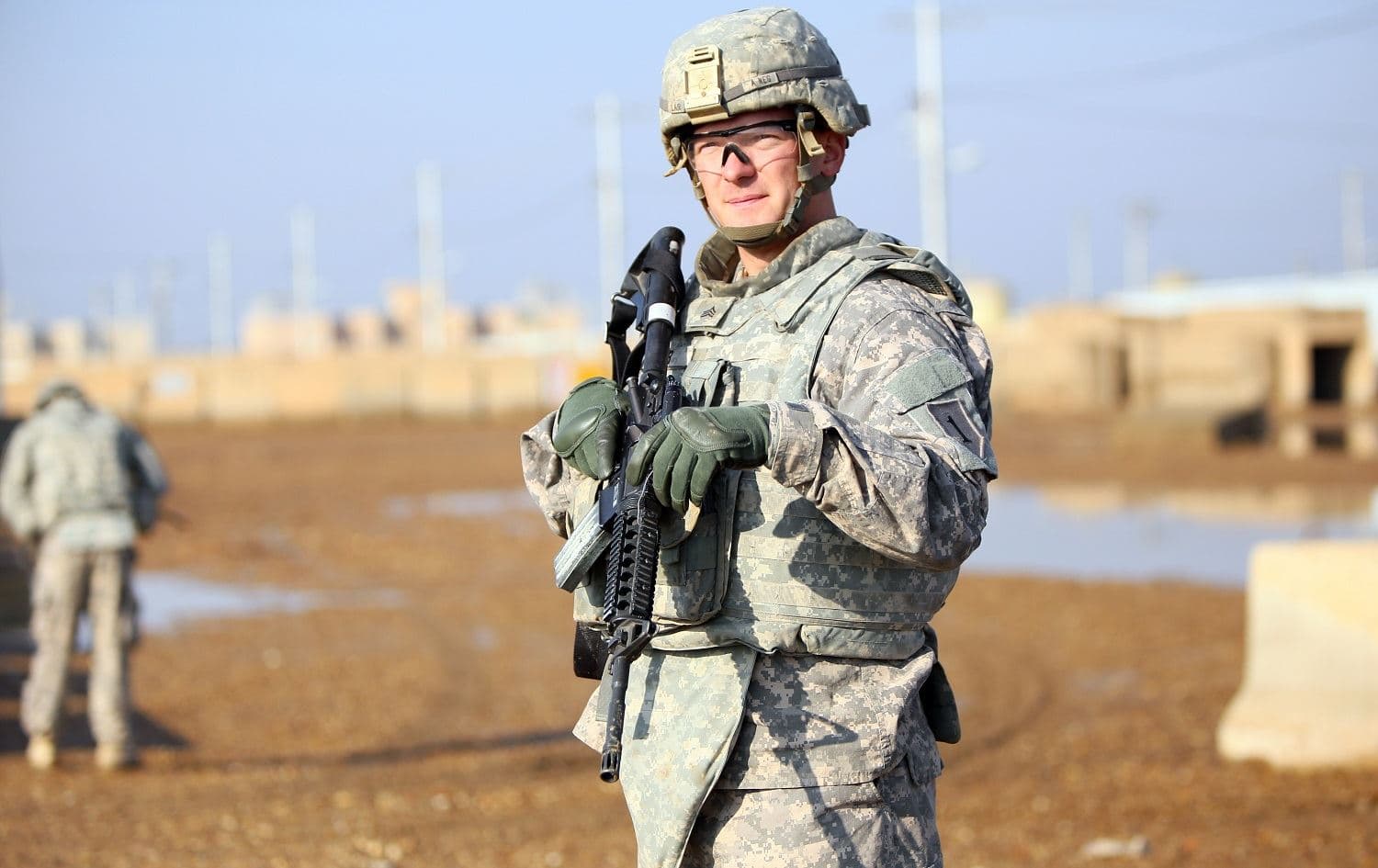 A US soldier stands at Taji base north of Baghdad on December 29, 2014. File photo: Ali al-Saadi/AFP