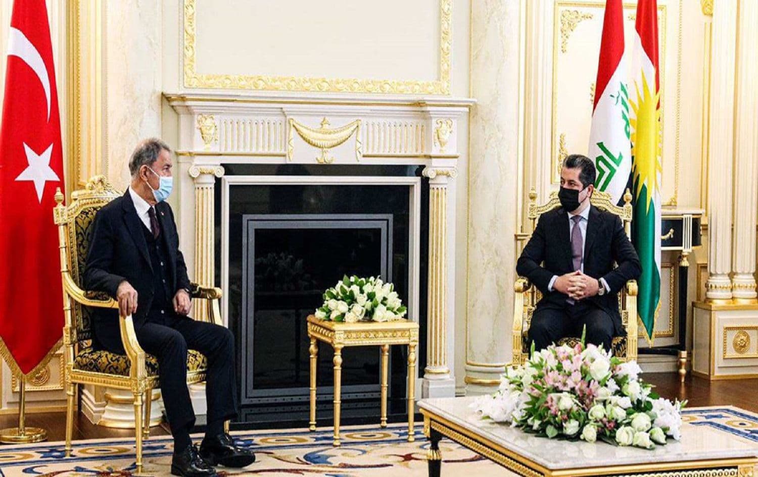 Turkish Defense Minister Hulusi Akar (left) and Kurdistan Region Minister Masrour Barzani (right) in a meeting onJanuary 19, 2021. Photo: KRG website