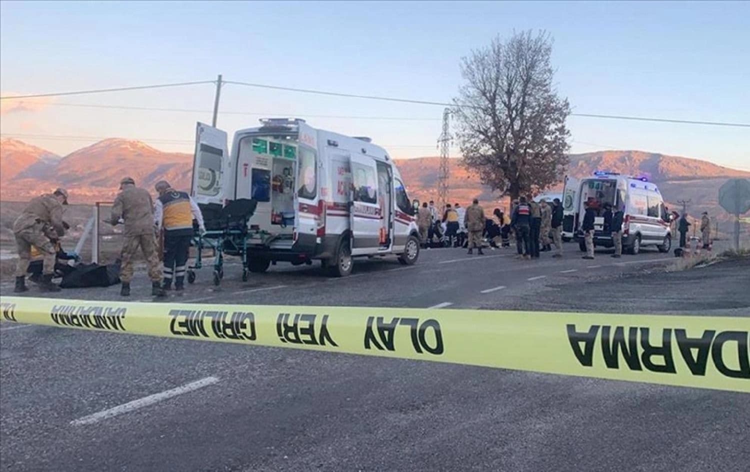 Emergency services are seen at the scene of a clash between two families that left seven dead and three injured on February 5, 2021. Photo: Orhan Pehlul/Anadolu Agency