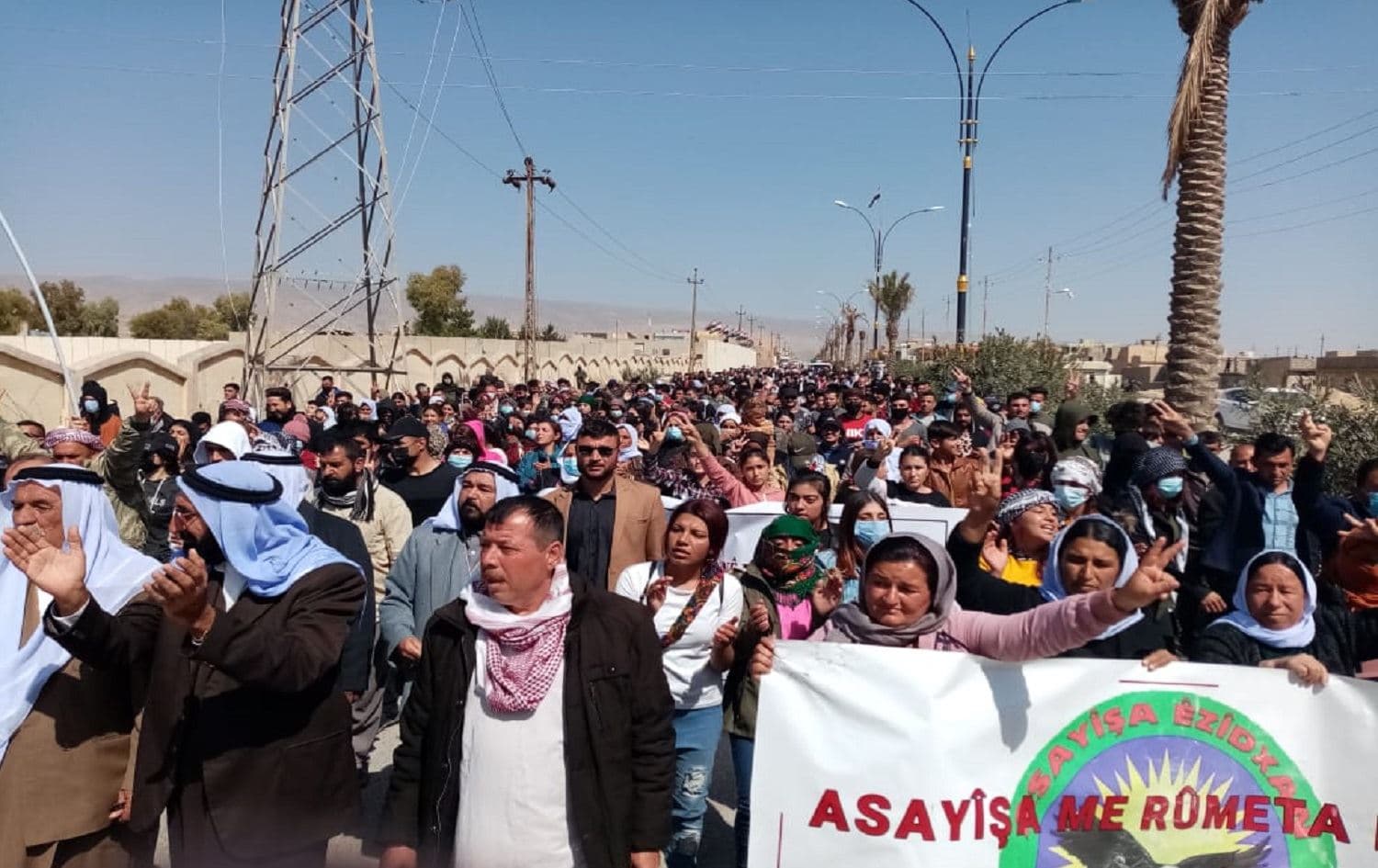 PKK supporters demonstrate in Shingal on March 11, 2021. Photo: Rojnews