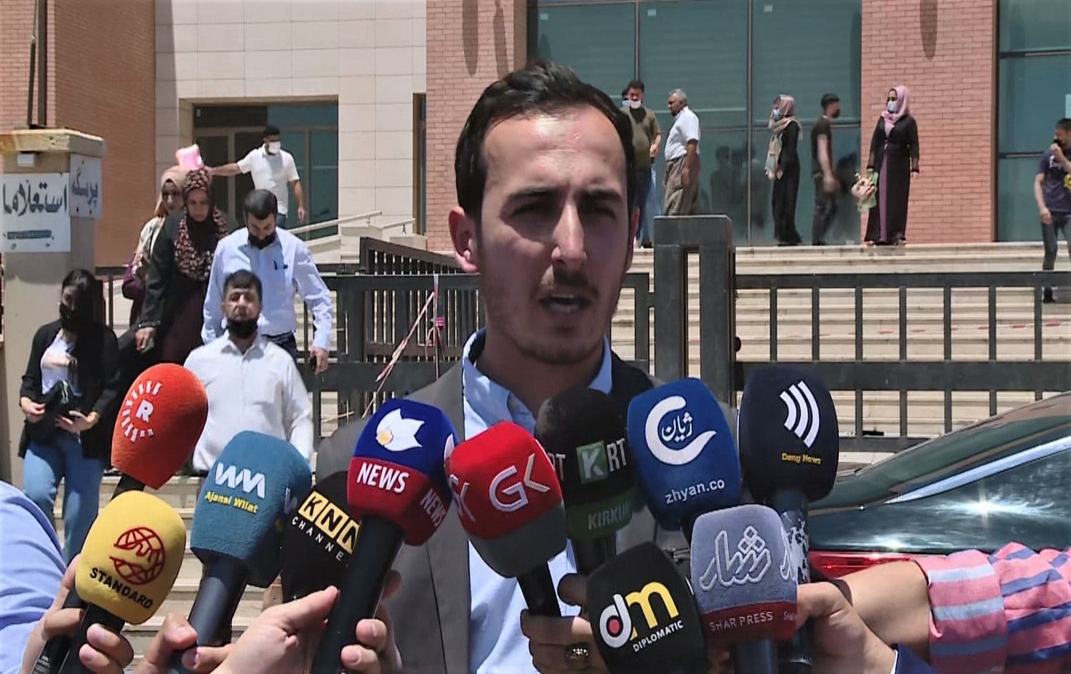 Darbaz Wsw, one of the lawyers of the detained Duhok journalists and activists in a press conference on June 7, 2021. Photo: screenshot/Rudaw