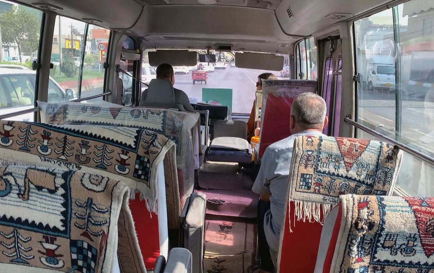 Buses are back on Erbil’s 100-meter road, pictured on August 23, 2021. Photo: Rudaw