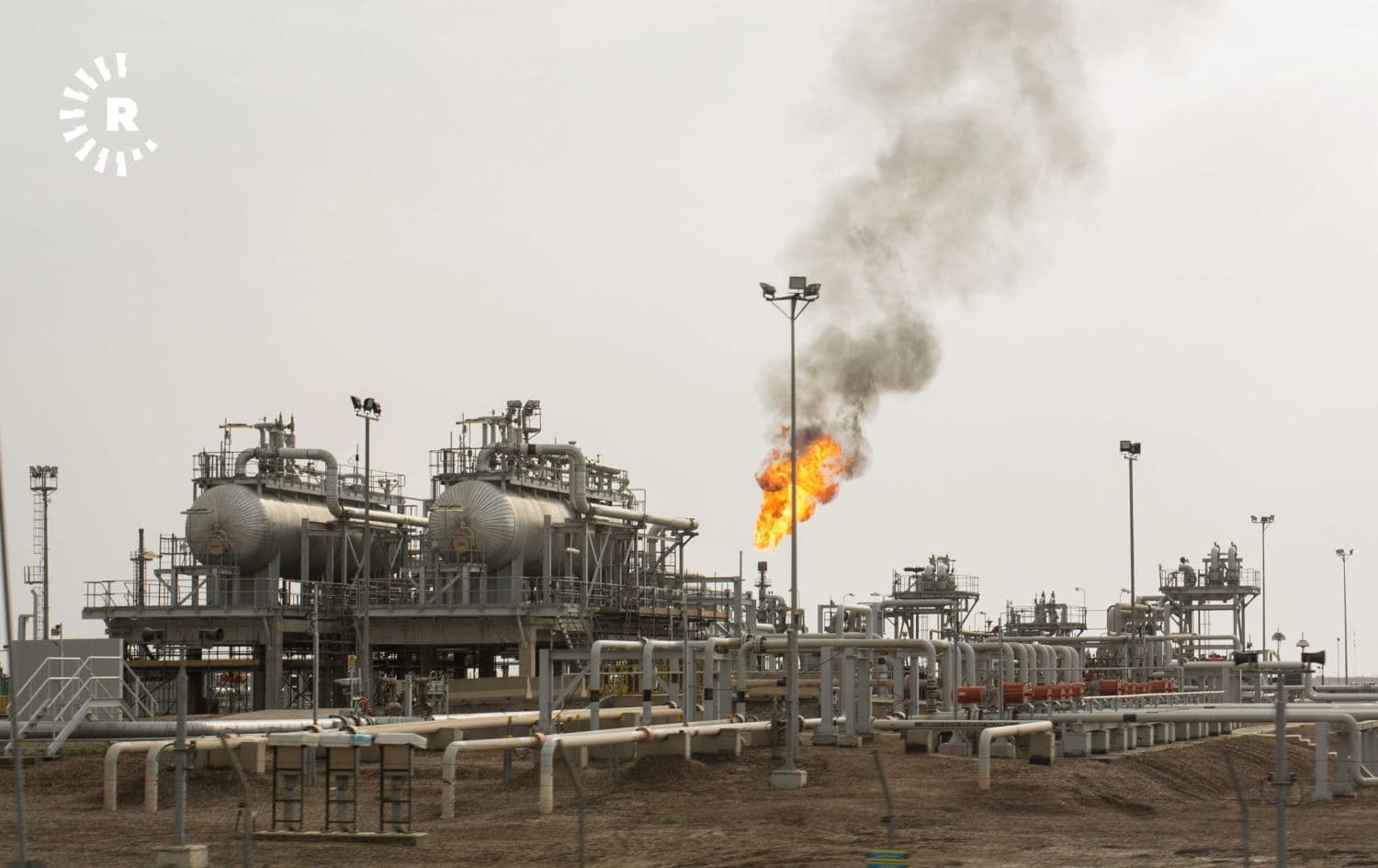 An oil installation pictured in the massive Majnoon oil field, 40 kilometres from the eastern border with Iran, north of the Iraqi city of Basra on 25 March 2019. Photo: AFP