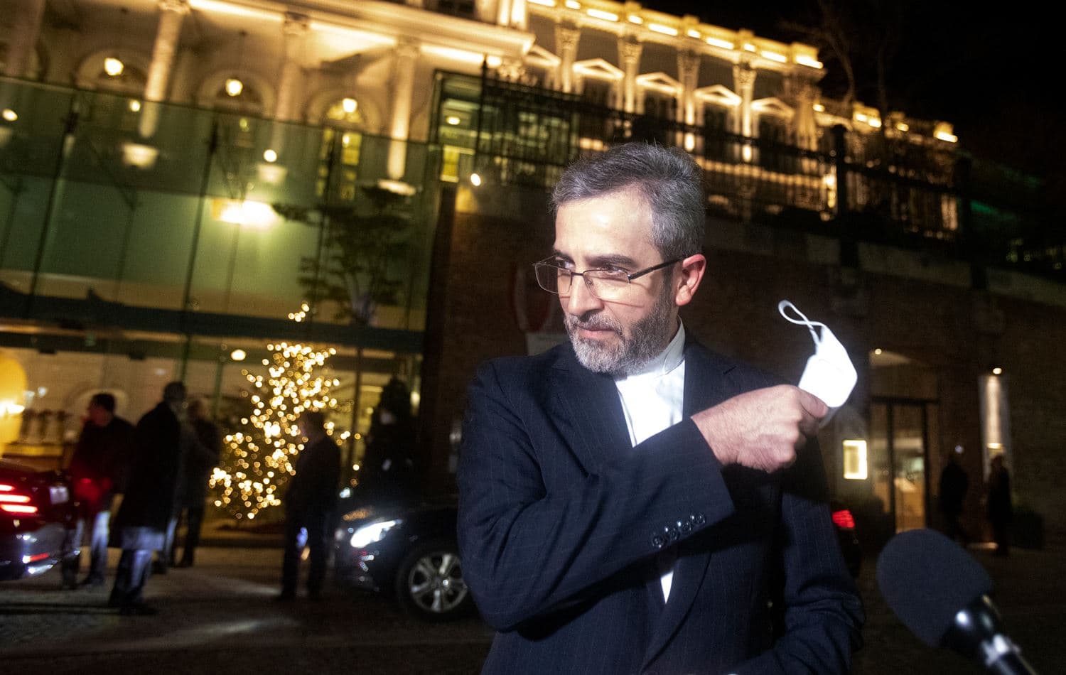 Iran's chief nuclear negotiator Ali Bagheri Kani speaks to the press in front of the Palais Coburg, venue of the Joint Comprehensive Plan of Action (JCPOA) meeting that aims at reviving the Iran nuclear deal, in Vienna on December 27, 2021. Photo: Alex Halada/ AFP