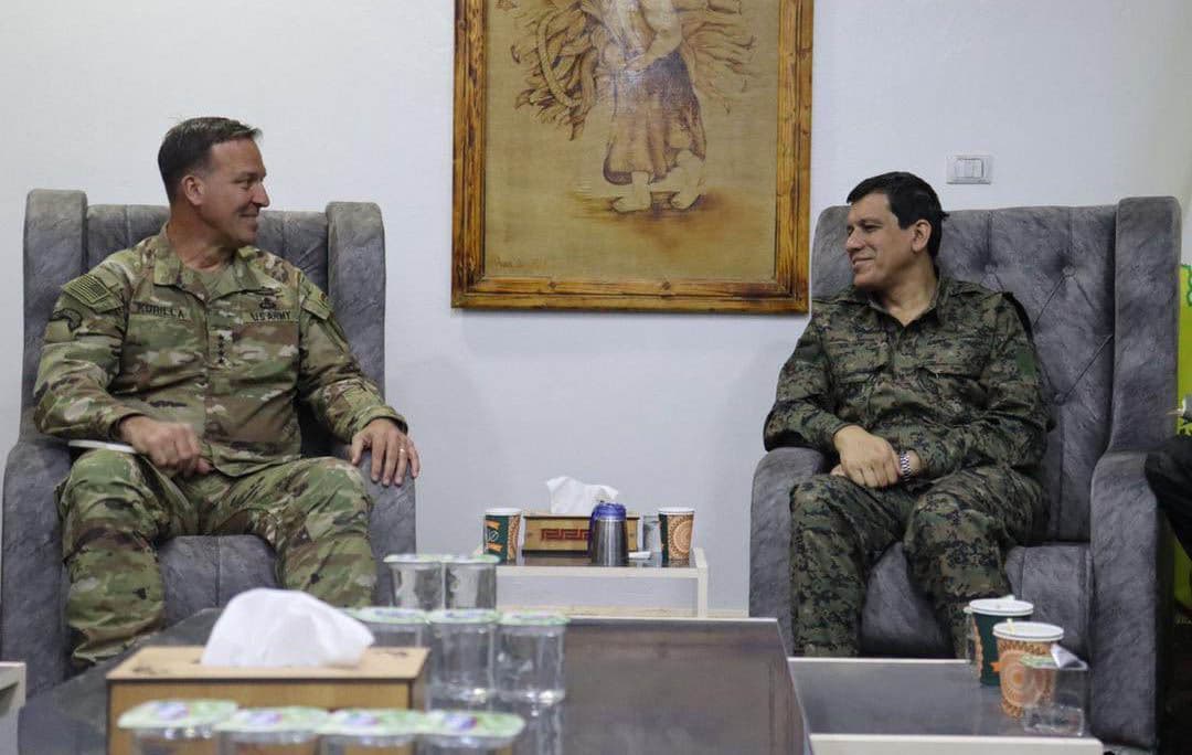 From left: Army Lt. Gen. Michael Erik Kurilla, commander of US Central Command (CENTCOM), and Mazloum Abdi, general commander of the Syrian Democratic Forces (SDF) in Rojava on April 13, 2022. Photo: Handout/SDF