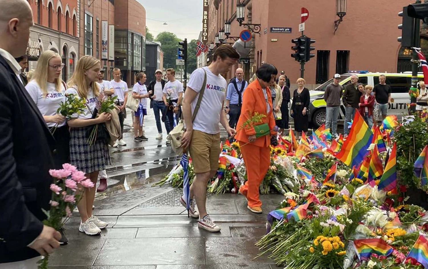 People paying tribute to victims of Oslo shooting on June 28, 2022. Photo: Rudaw
