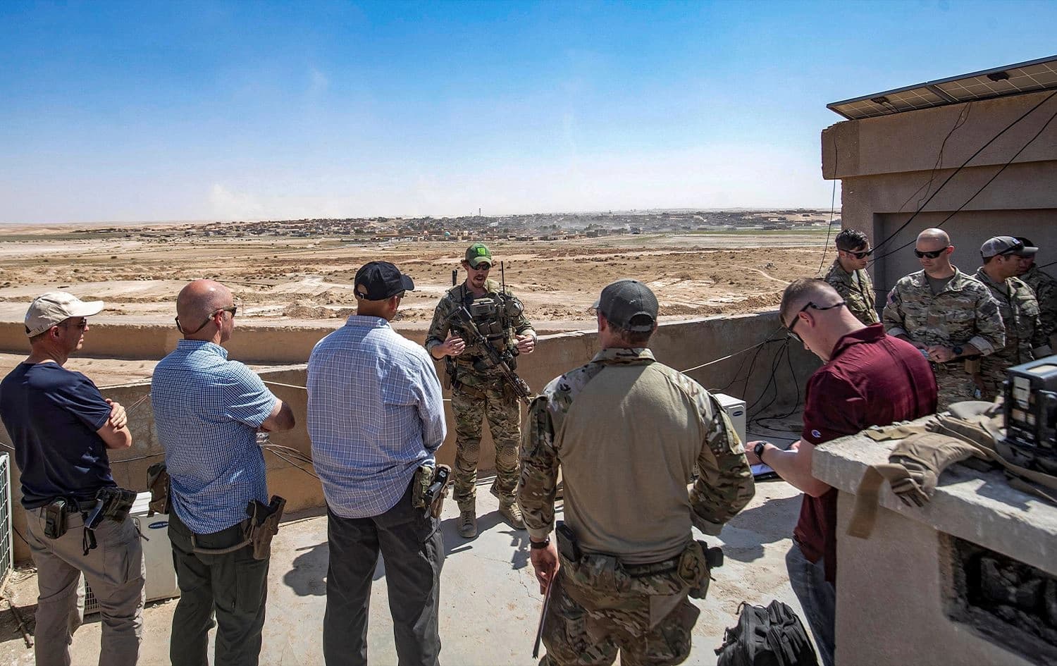 A commander of the US-led coalition attending a briefing on the Kurdish-run al-Hol camp on August 29, 2022. Photo: Delil Souleiman/AFP