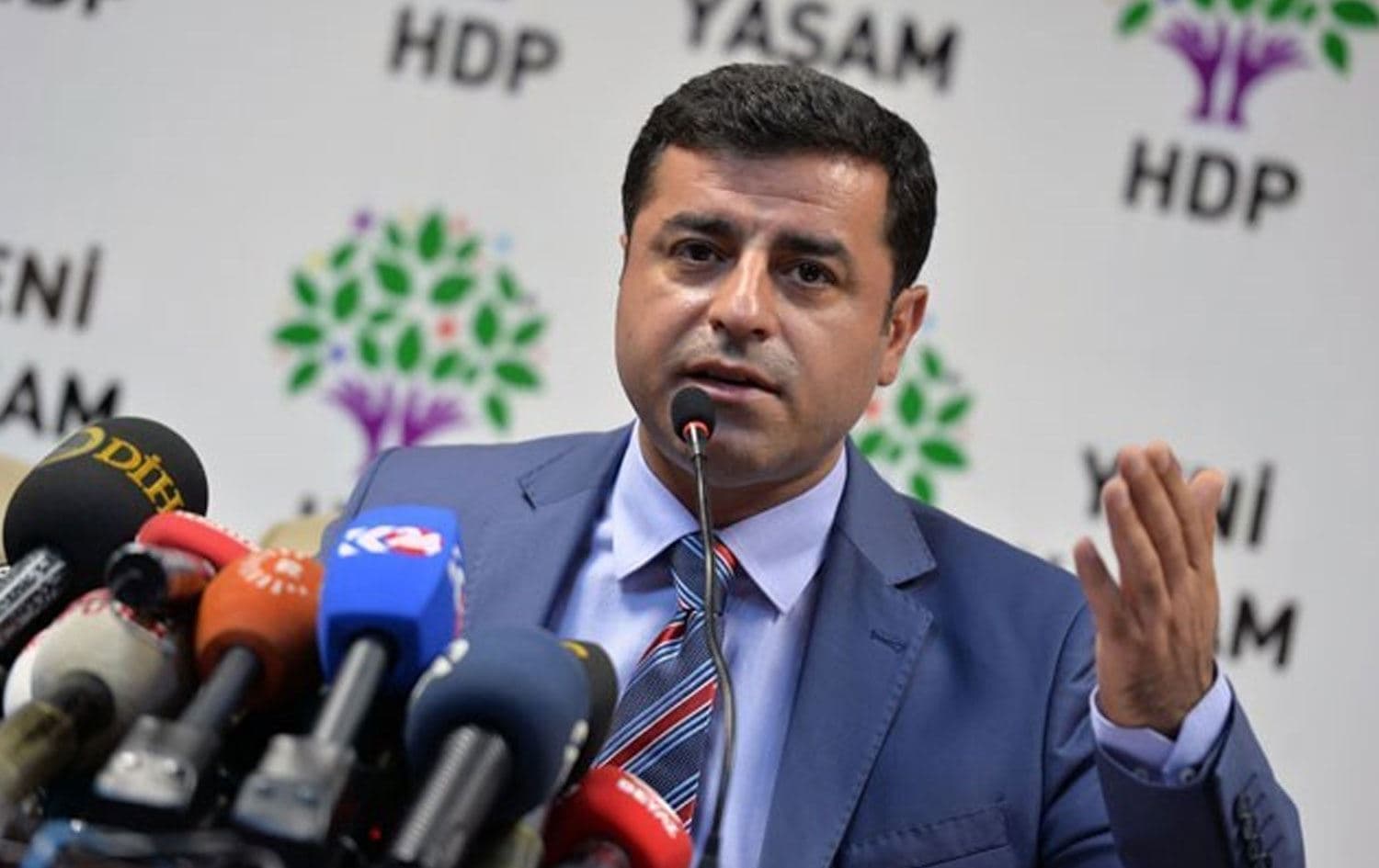 HDP’nin tutuklu eski Eş Genel Başkanı Selahattin Demirtaş