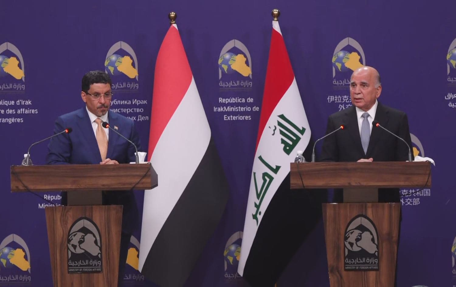 Iraqi Foreign Minister Fuad Hussein (right) speaking to his Yemeni counterpart Ahmed bin Mubarak (left) in Baghdad on July 23, 2023. Photo: Rudaw