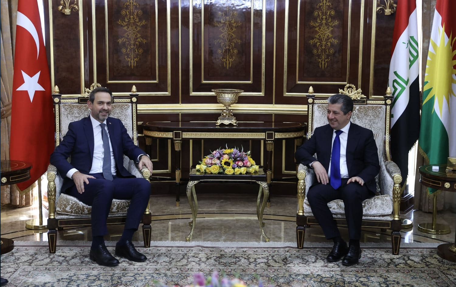 کۆبوونەوەی مەسرور بارزانی، سەرۆکوەزیرانی هەرێمی کوردستان لەگەڵ ئاڵپئارسڵان بایراکتار، وەزیری وزە و سەرچاوە سرووشتییەکانی تورکیا