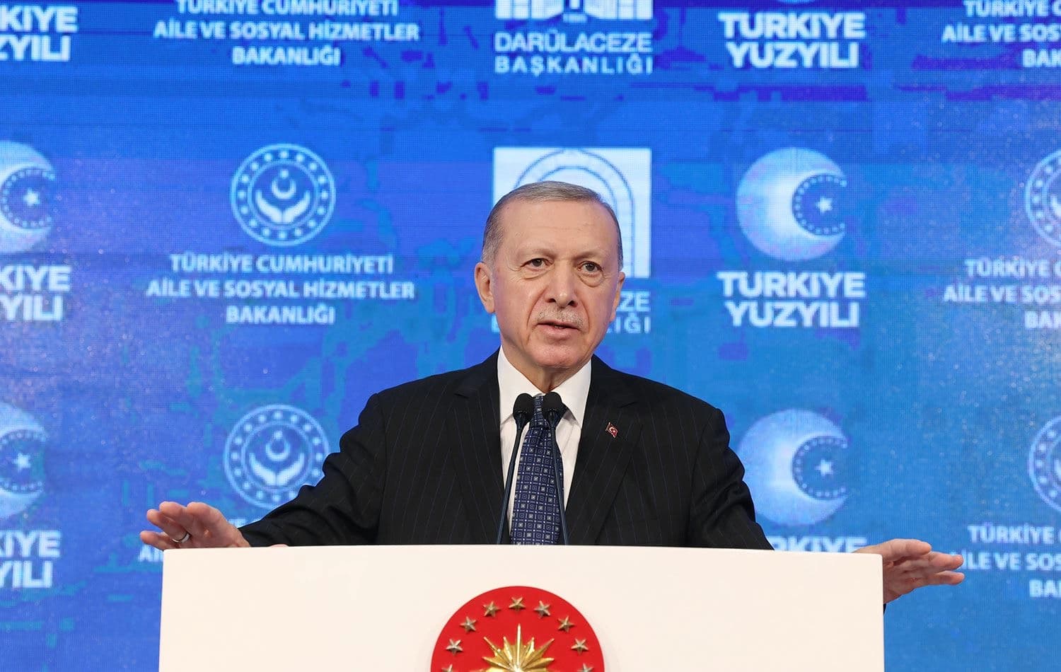 Türkiye Cumhurbaşkanı Erdoğan, İstanbul Arnavutköy'de Darülaceze Sosyal Hizmet Şehri açılış töreninde konuştu. / AA