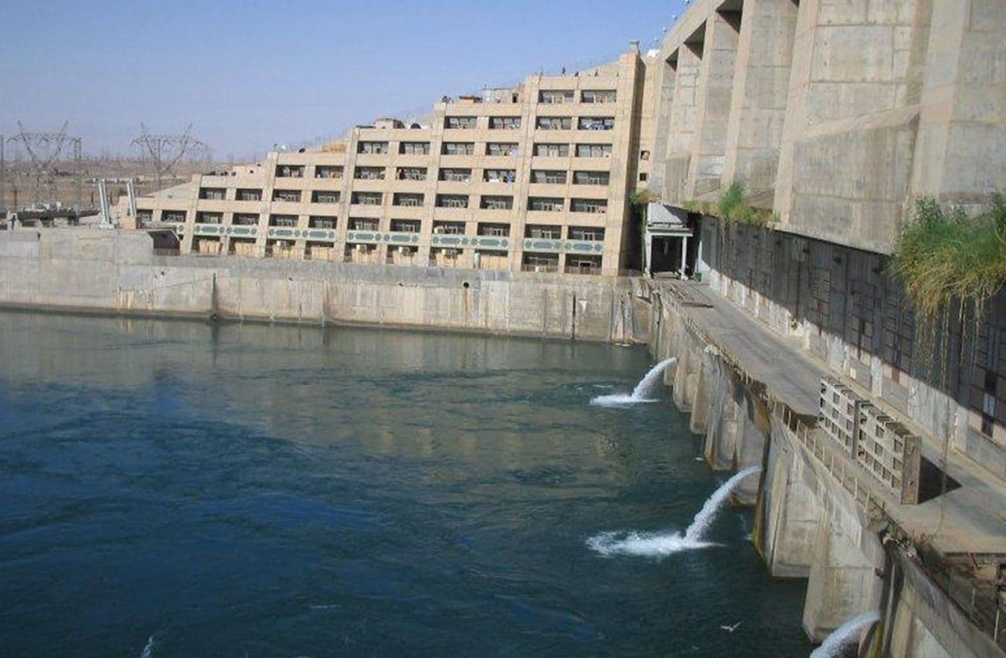 بەنداوی عوزێم.