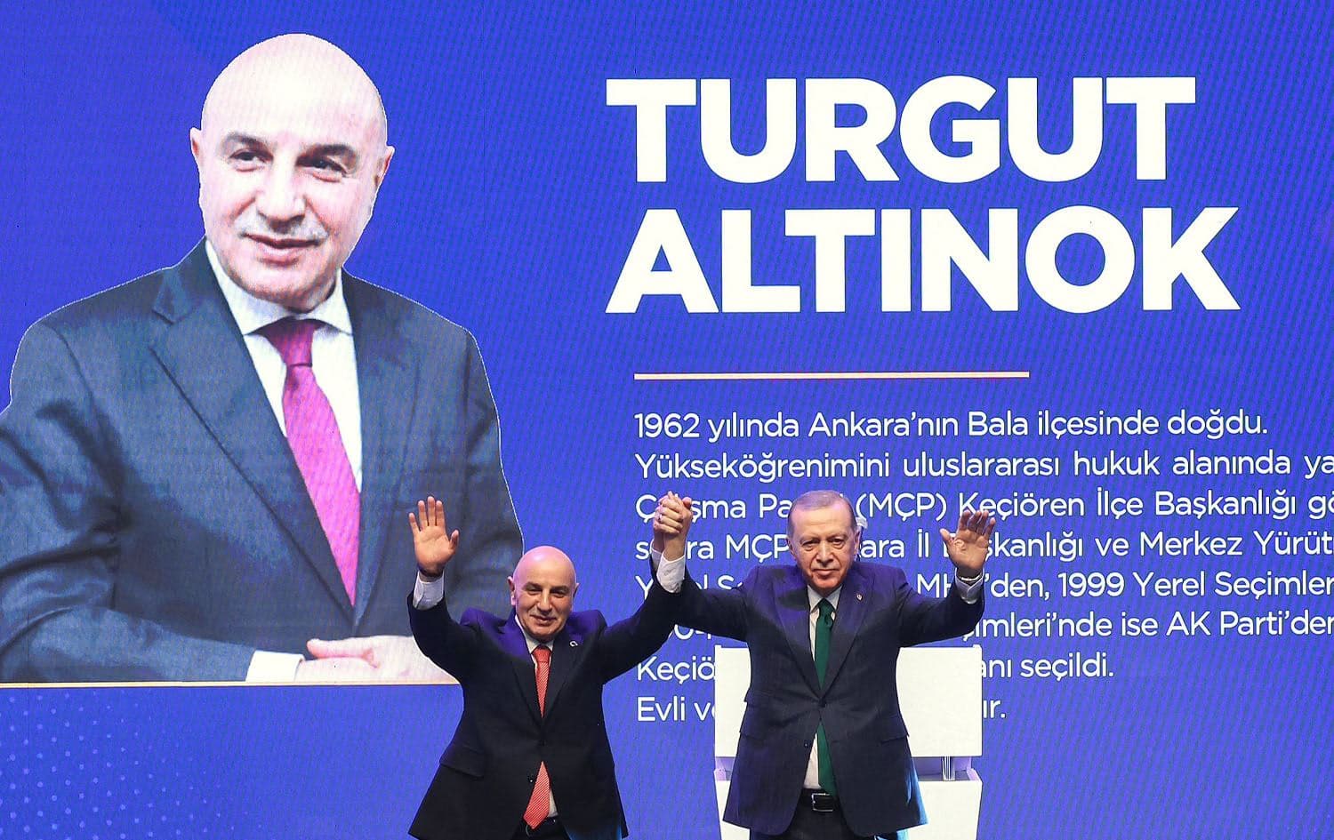 Turkish President Recep Tayyip Erdogan (R) and Ankara Metropolitan Mayor candidate Turgut Altinok (L) greet the audience during the Justice and Development (AK) Party Candidate Announcement Meeting at ATO Congresium Hall in Ankara, on January 18, 2024. Photo: Adem Altan/AFP