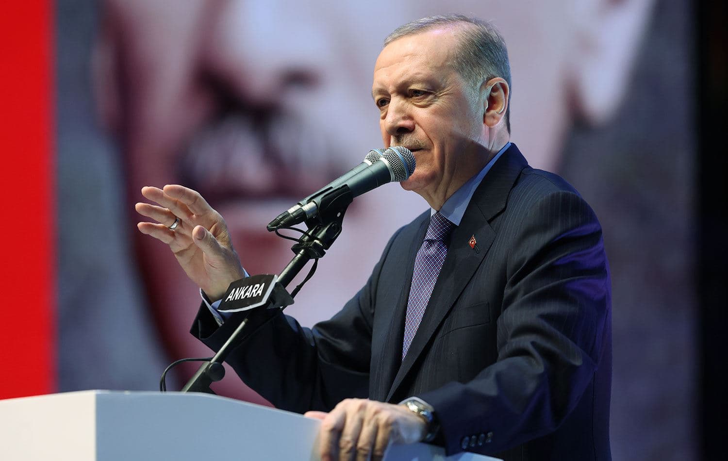 Türkiye Cumhurbaşkanı Recep Tayyip Erdoğan, Ankara’daki AK Parti Ankara İlçe Belediye Başkan Adayları Tanıtım Toplantısı'na katıldı.