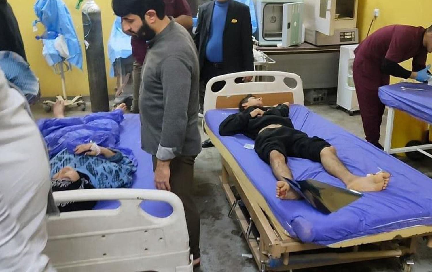 منداڵەکان گوێزراونەتەوە بۆ نەخۆشخانە.