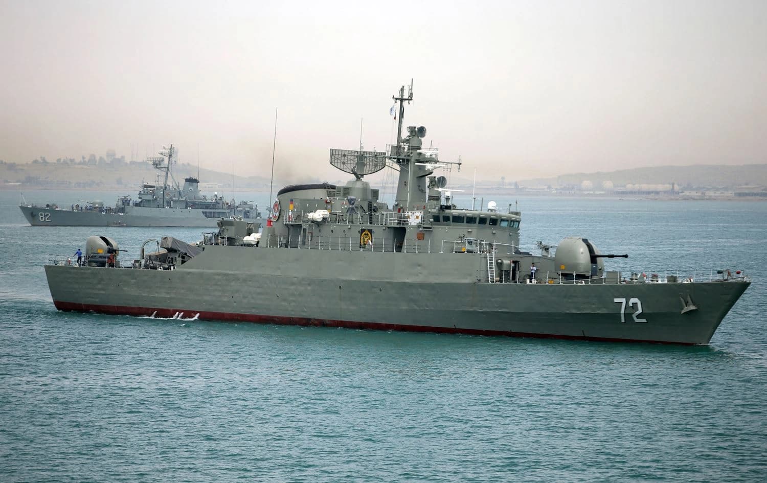 Iranian warship Alborz prepares to leave Iran's waters on April 7, 2015. Photo: Mahdi Marizad/AP