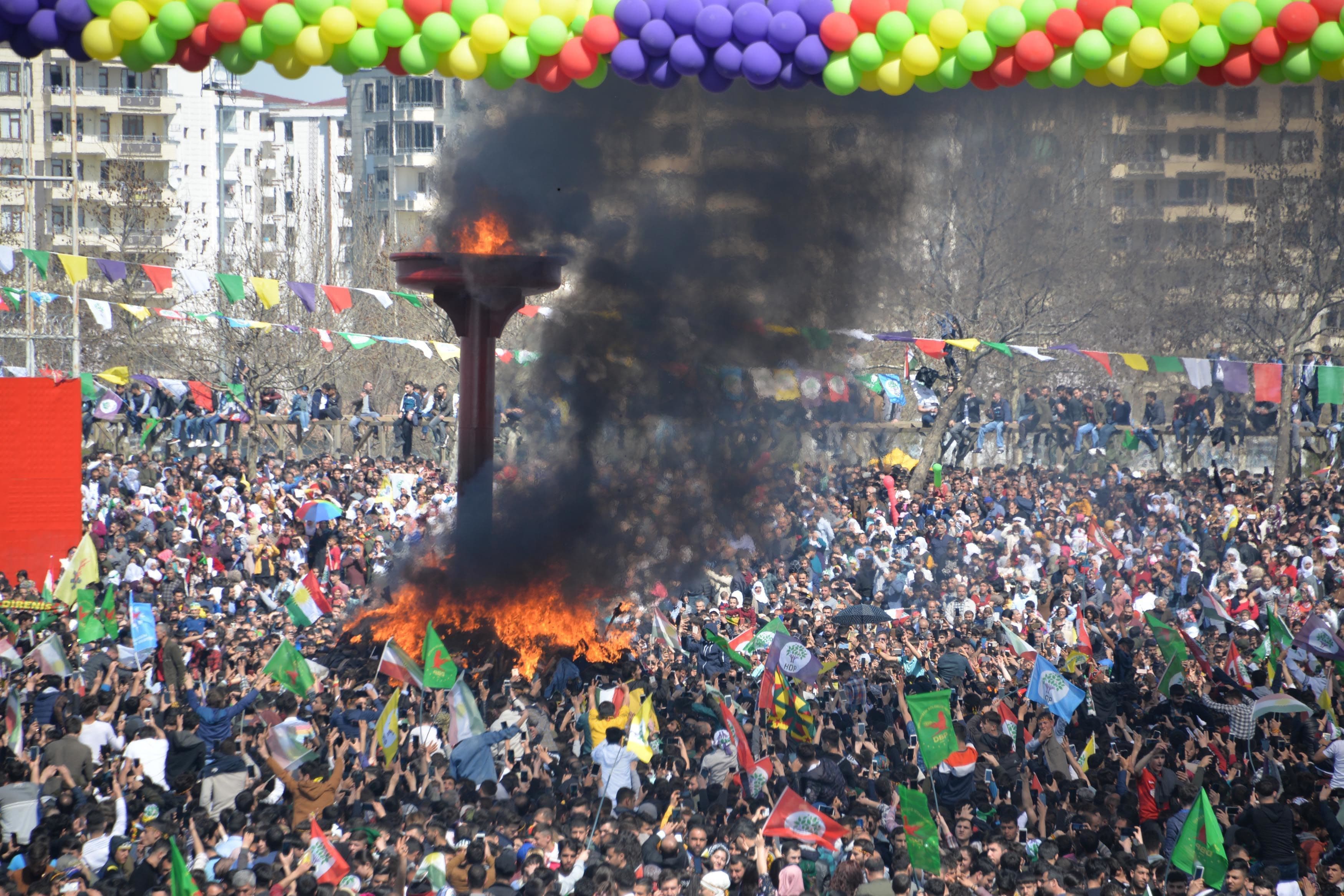 Diyarbakır Newroz'undan kare - Arşiv