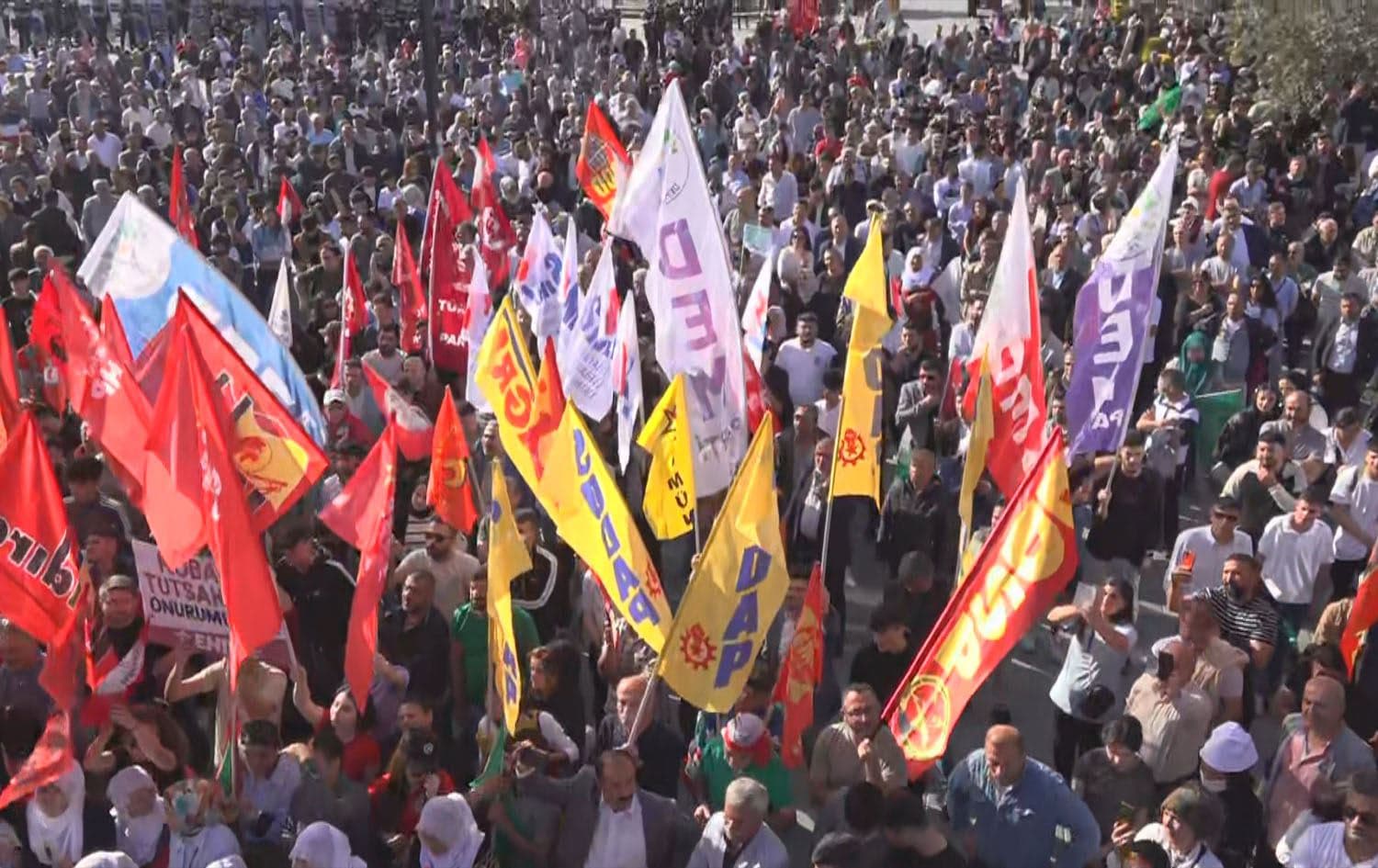 DEM Party supporters gathered in Istanbul's Esenyurt square to protest a court ruling that handed down lengthy jail terms to Kurdish politicians, on May 18, 2024. Photo: Rudaw