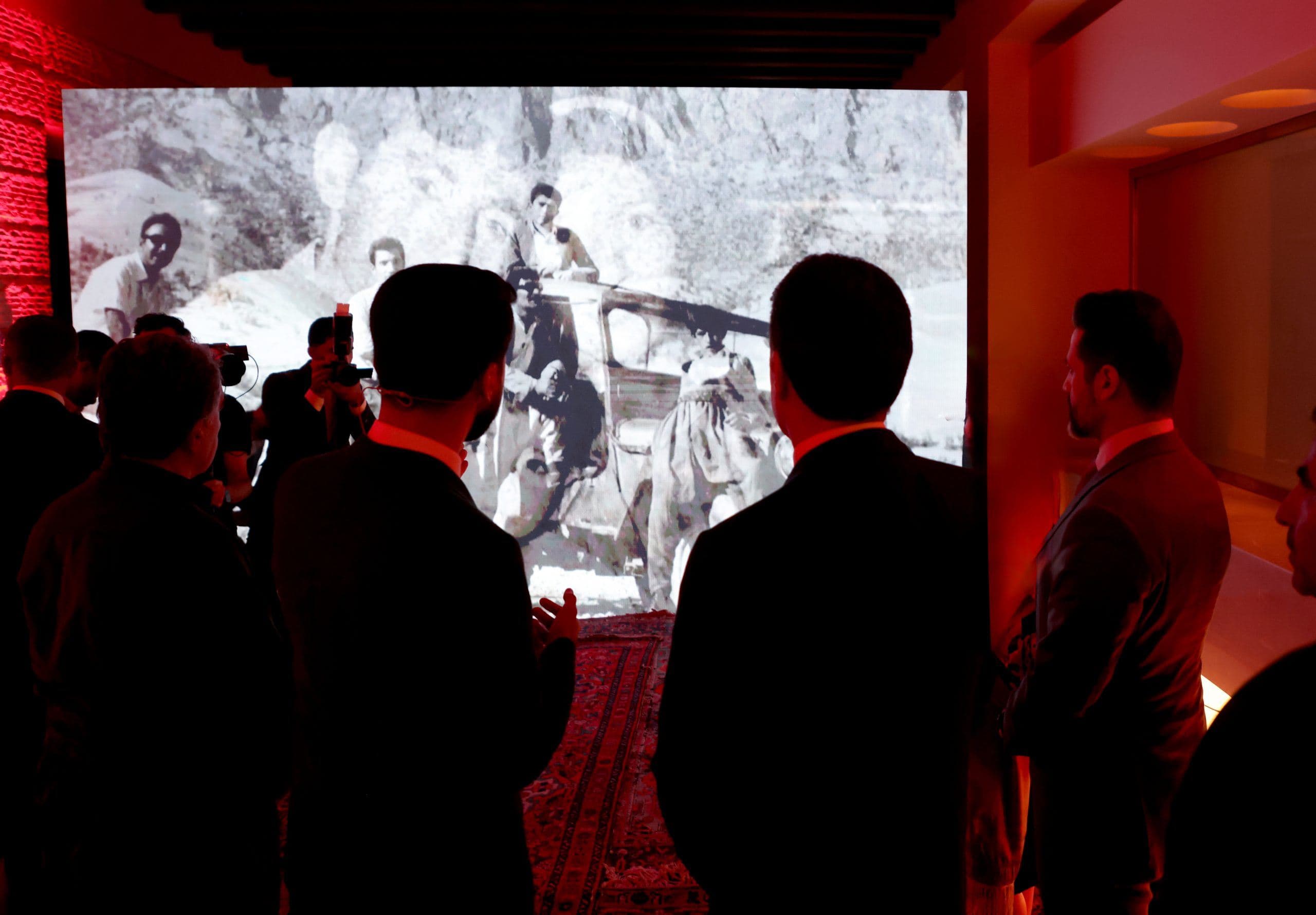KCAC staff explain their digitalized work to President Barzani and other Kurdish officials on May 27, 2024. Photo: Kurdistan Region Presidency