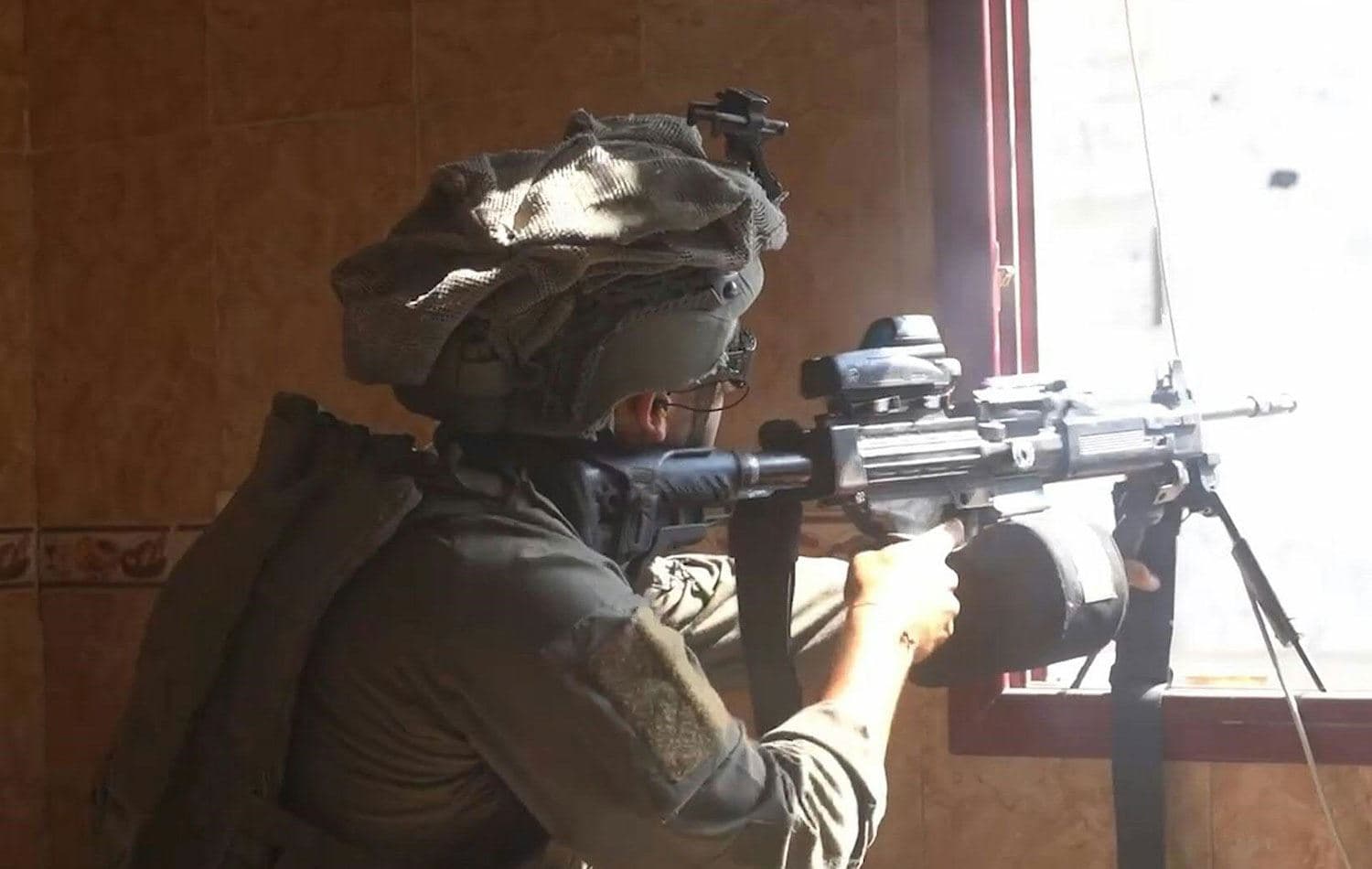 Bir İsrail askeri / AFP