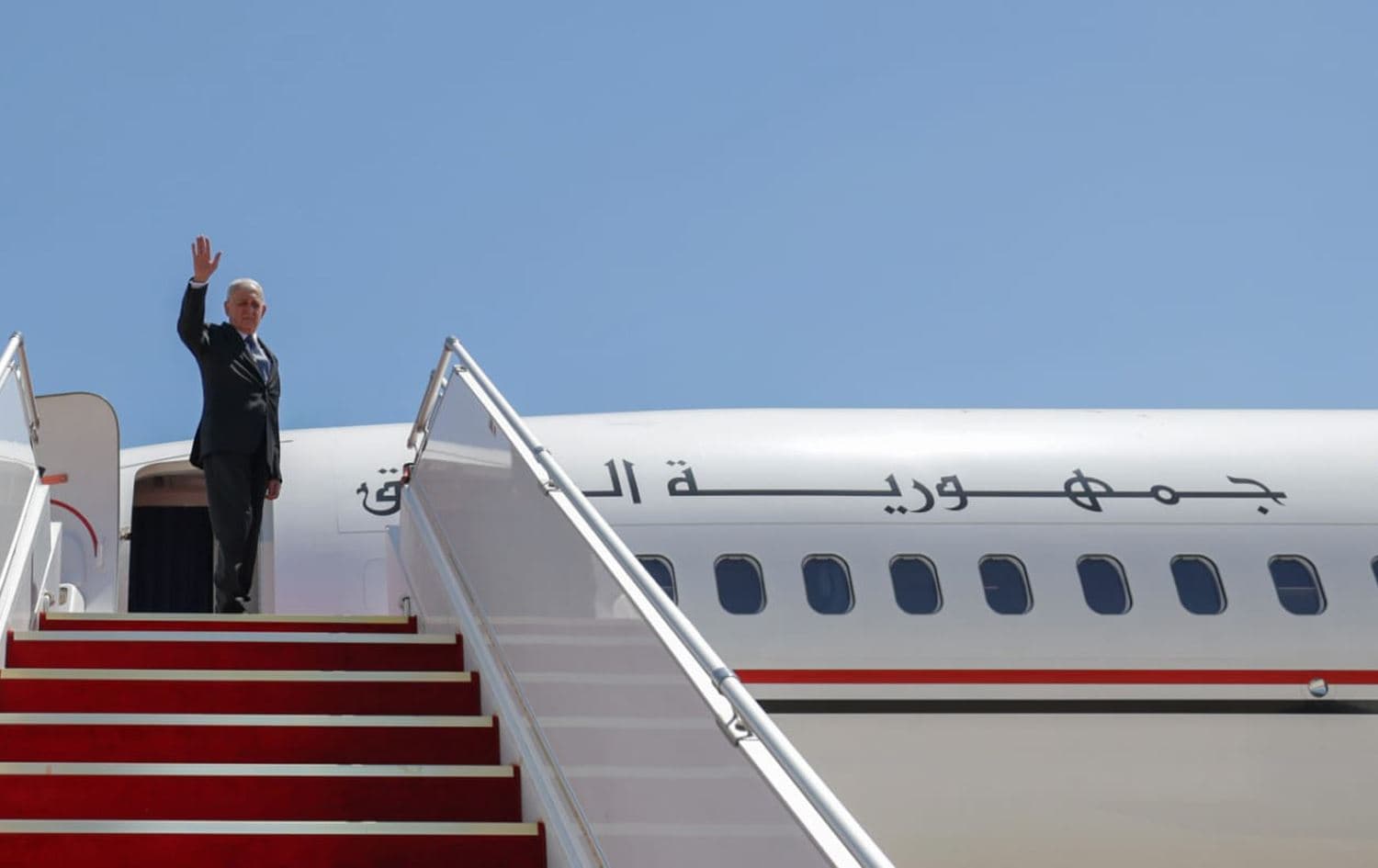 Iraqi President Abdul Latif Rashid boards a plane headed towards Paris on July 24, 2024. Photo: President Rashid's office