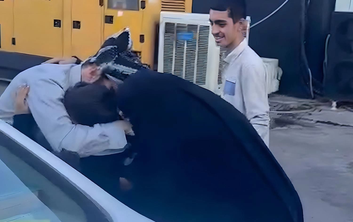 ساتی شادبوونەوەی مامۆستا ئیسماعیل سووسەیی بە خێزان و منداڵ و کەسوکاری
