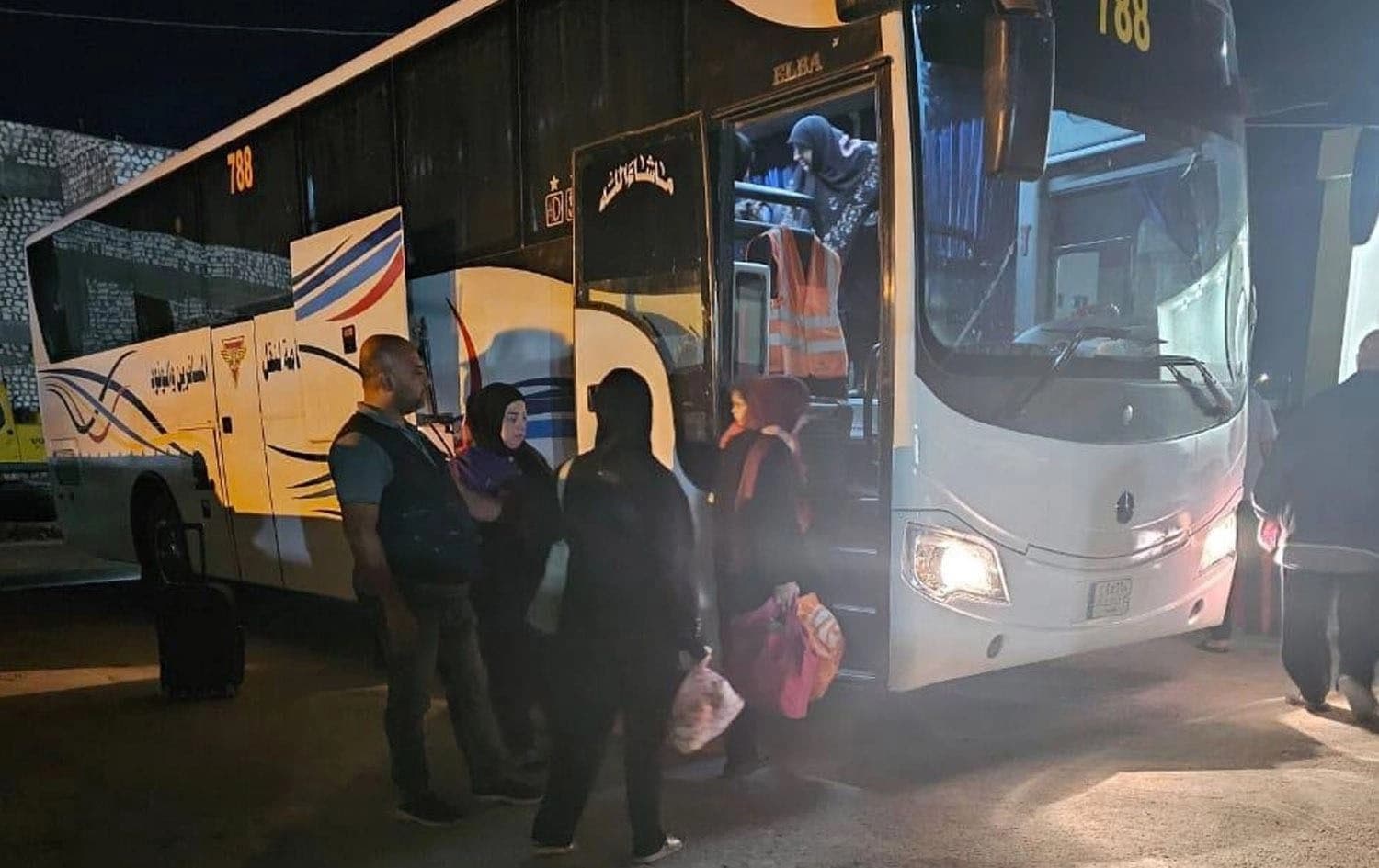 Lebanese refugees arriving in Iraq. Photo: Iraqi migration and displaced ministry