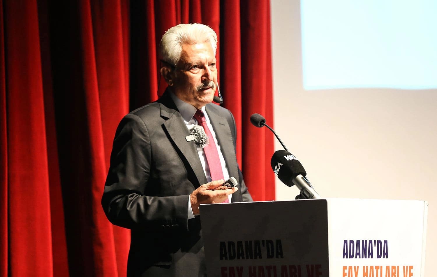 Prof. Dr. Süleyman Pampal / Foto: AA