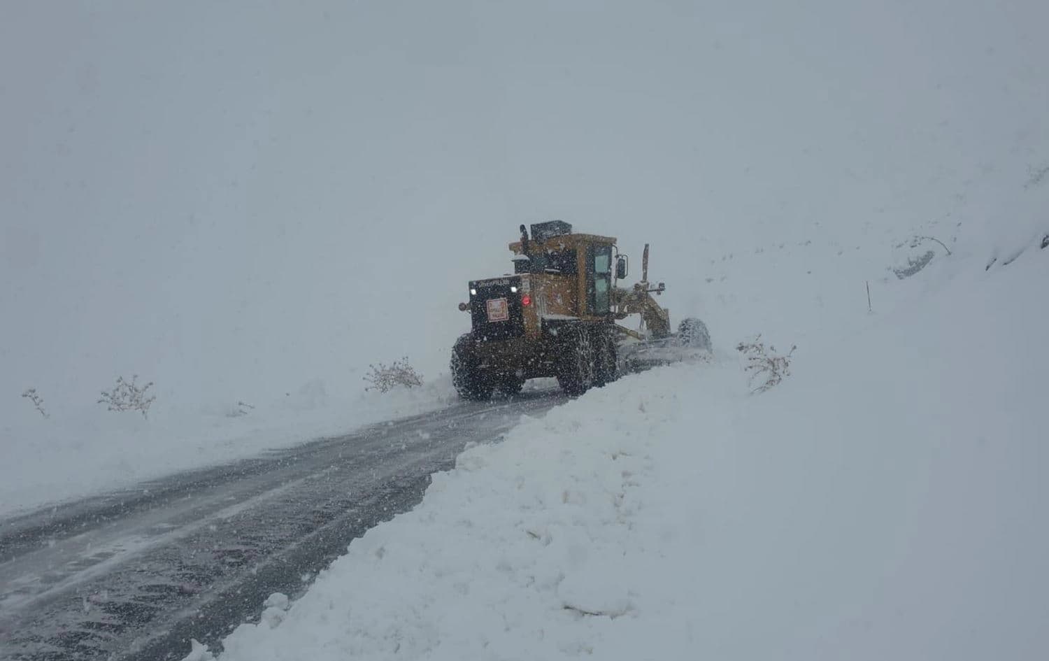 Makîneya kar rêyan vedike/ Wêne: AA