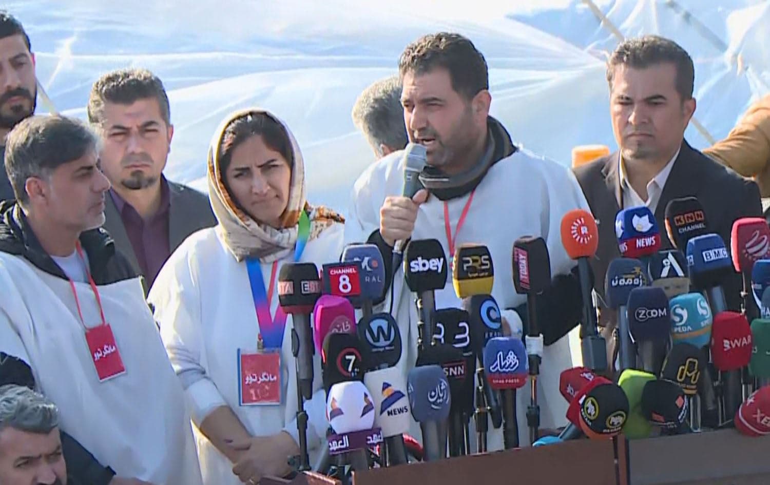 Protesting teachers in Sulaimani city announcing the suspension of their hunger strike on February 11, 2025. Photo: screengrab/Rudaw