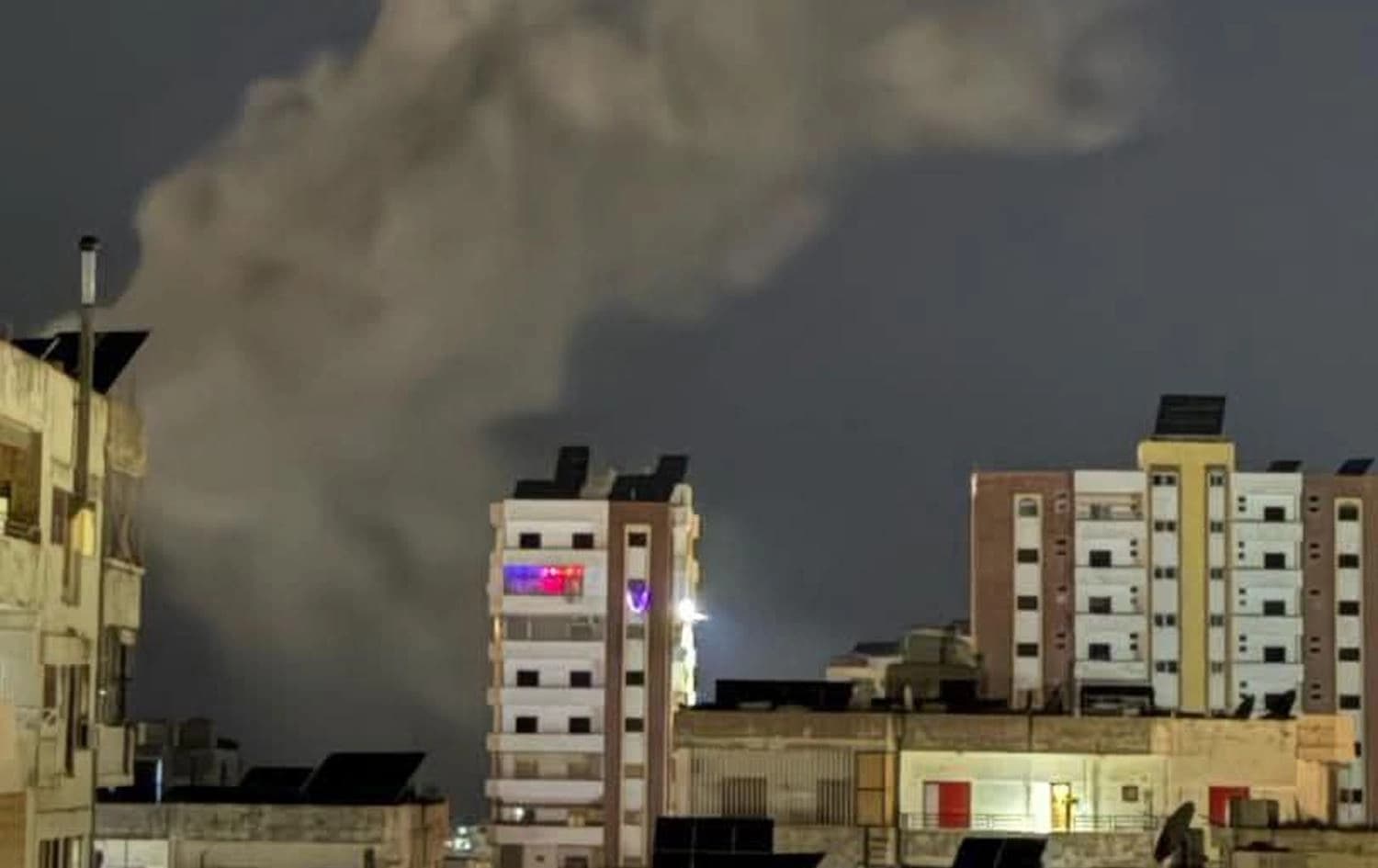 Smoke billowing due to a suspected Israeli airstrike on a position in Tartous, northwest Syria, on March 3, 2025. Photo: SOHR