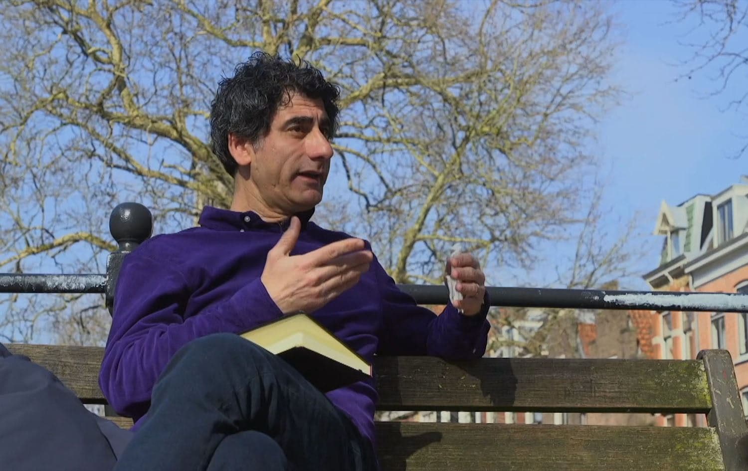 Baban Kirkuki, a Nethelands-based Kurdish poet, speaks to Rudaw on March 8, 2025. Photo: Rudaw