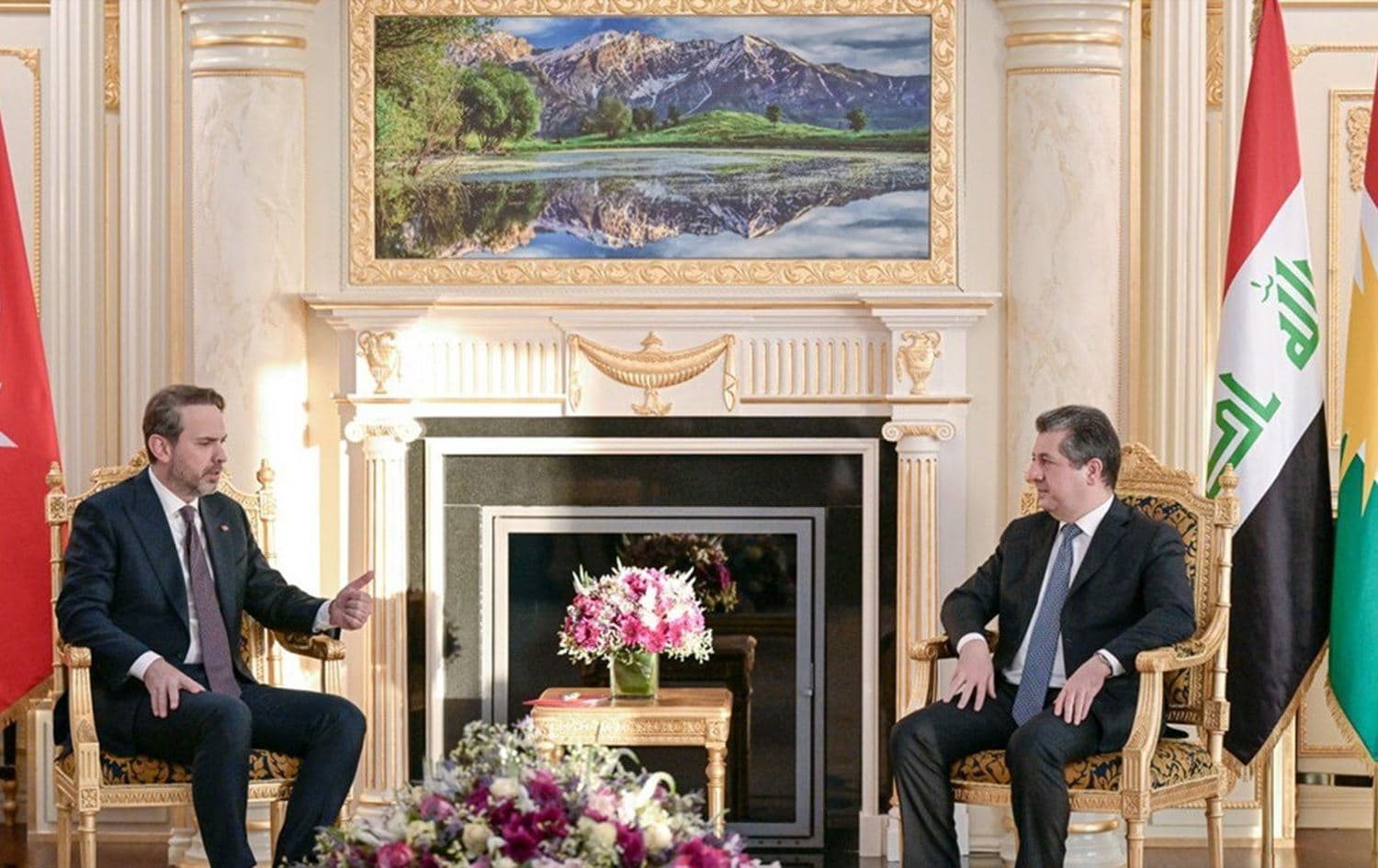 Başbakan Mesrur Barzani ve Türkiye Enerji ve Tabii Kaynaklar Bakanı Alparslan Bayraktar