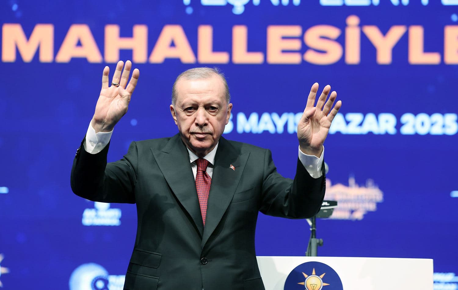 Türkiye Cumhurbaşkanı Erdoğan, AK Parti İstanbul İl Başkanlığı’nın İstanbul Kongre Merkezi'nde düzenlediği "Her Mahallesiyle İstanbul" programında konuştu. / AA
