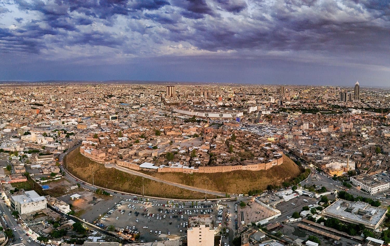 دیمەنێکی قەڵاتی هەولێر و دەوروبەری لە ئاسمانەوە. وێنە: بڵند تاهیر- رووداو