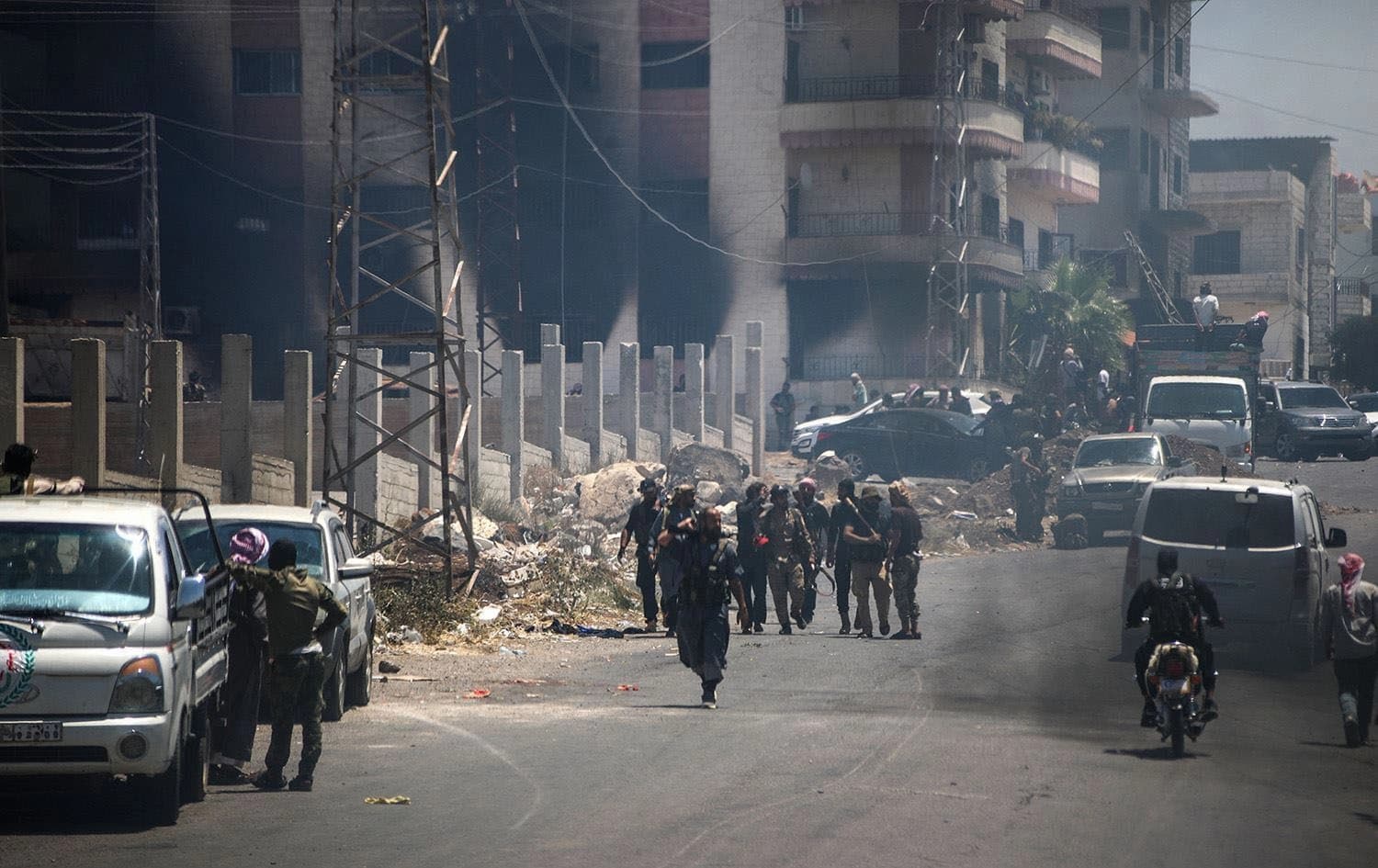 Tribal and Bedouin fighters gather in southern Syria's Druze-majority city of Suwayda amid clashes with Druze gunmen on July 19, 2025. Photo: Abdulaziz Ketaz/AFP