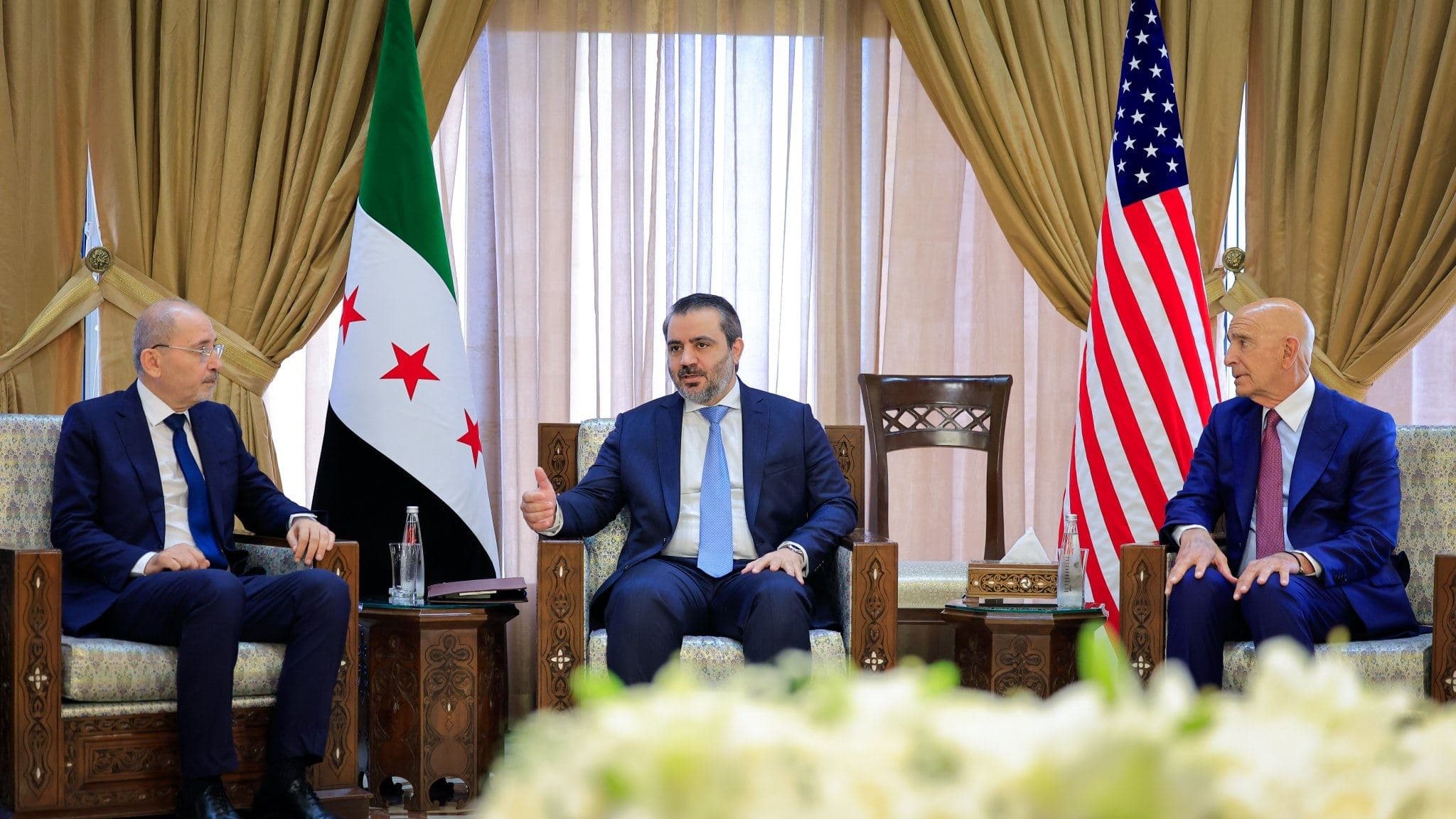 Jordanian Foreign Minister Ayman al-Safadi (left), Syrian Foreign Minister Asaad al-Shaibani (center) and US Special Envoy for Syria Tom Barrack meet in Damascus on September 16, 2025. Photo: SyrianMofaex/X