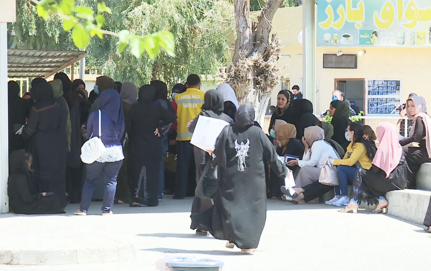 کۆمەڵێک خانم لەنێو نەخۆشخانەی ئافرەتان و لەدایکبوونی هەولێر. وێنە: رووداو