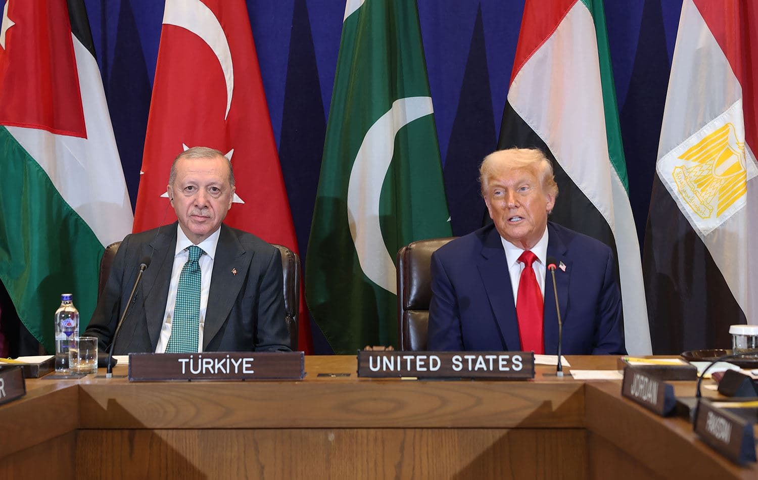 Erdoğan, Trump ile Gazze konulu toplantıya katılmıştı. / AA