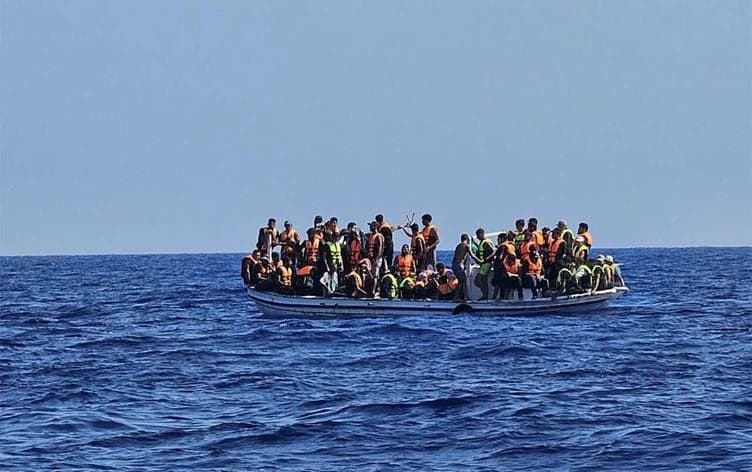 بەلەمی کۆچبەران لە کەناراوەکانی قوبرس