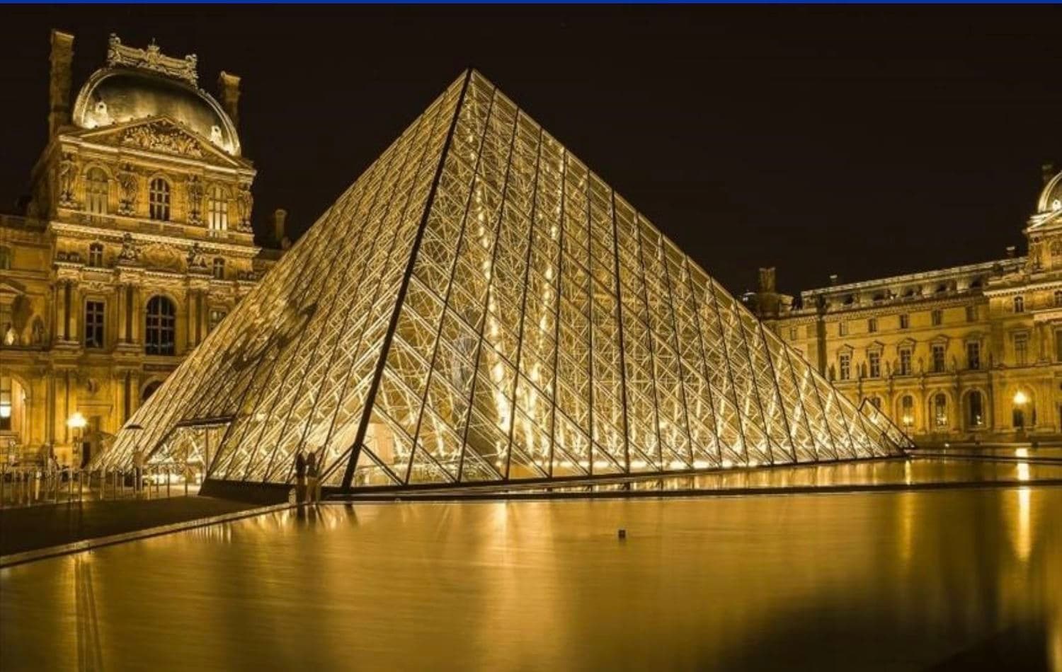 Louvre Müzesi