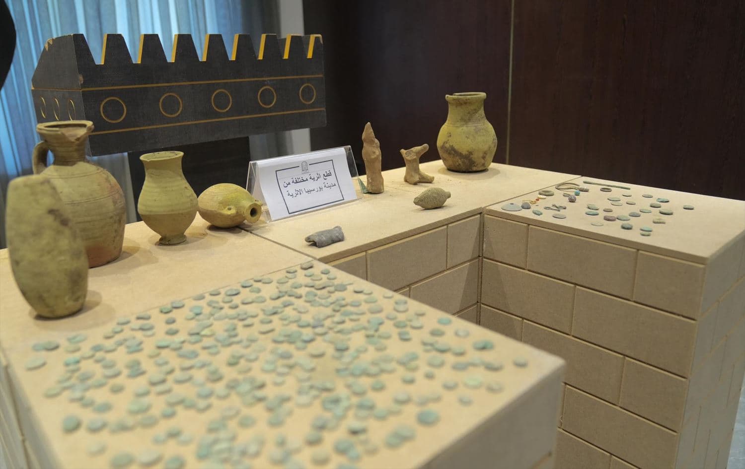 Archaeological artifacts were found in Babil province on December 22, 2025. Photo: Adnan Fayhan al-Dulaimi/Facebook