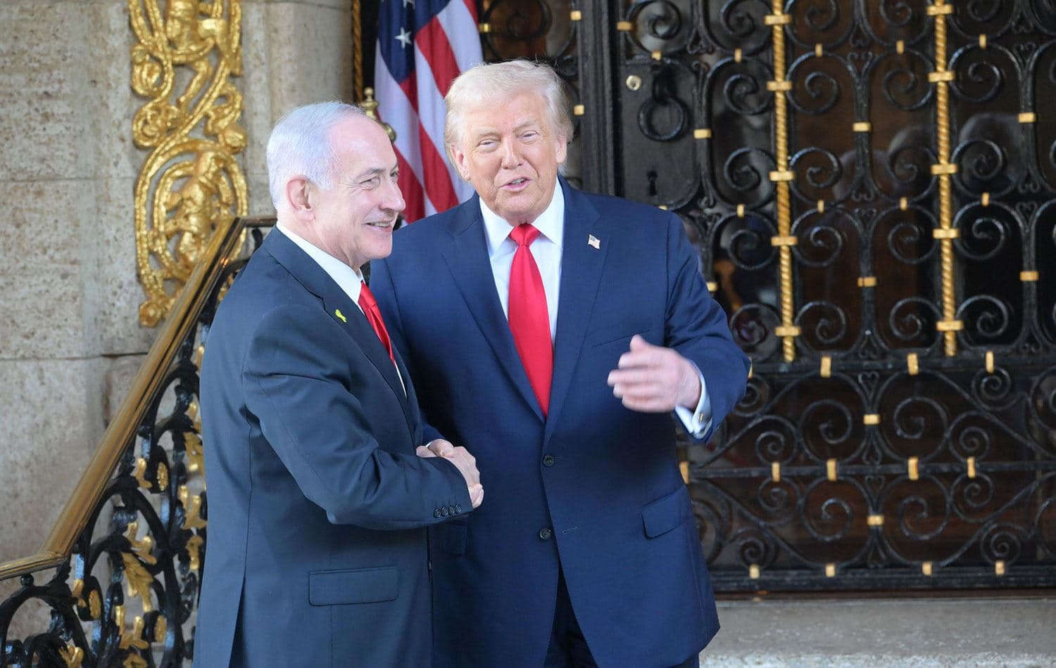 ABD Başkanı Donald Trump, İsrail Başbakanı Binyamin Netanyahu ile ABD'nin Florida eyaletindeki Mar-a-Lago malikanesinde bir araya geldi. / AA