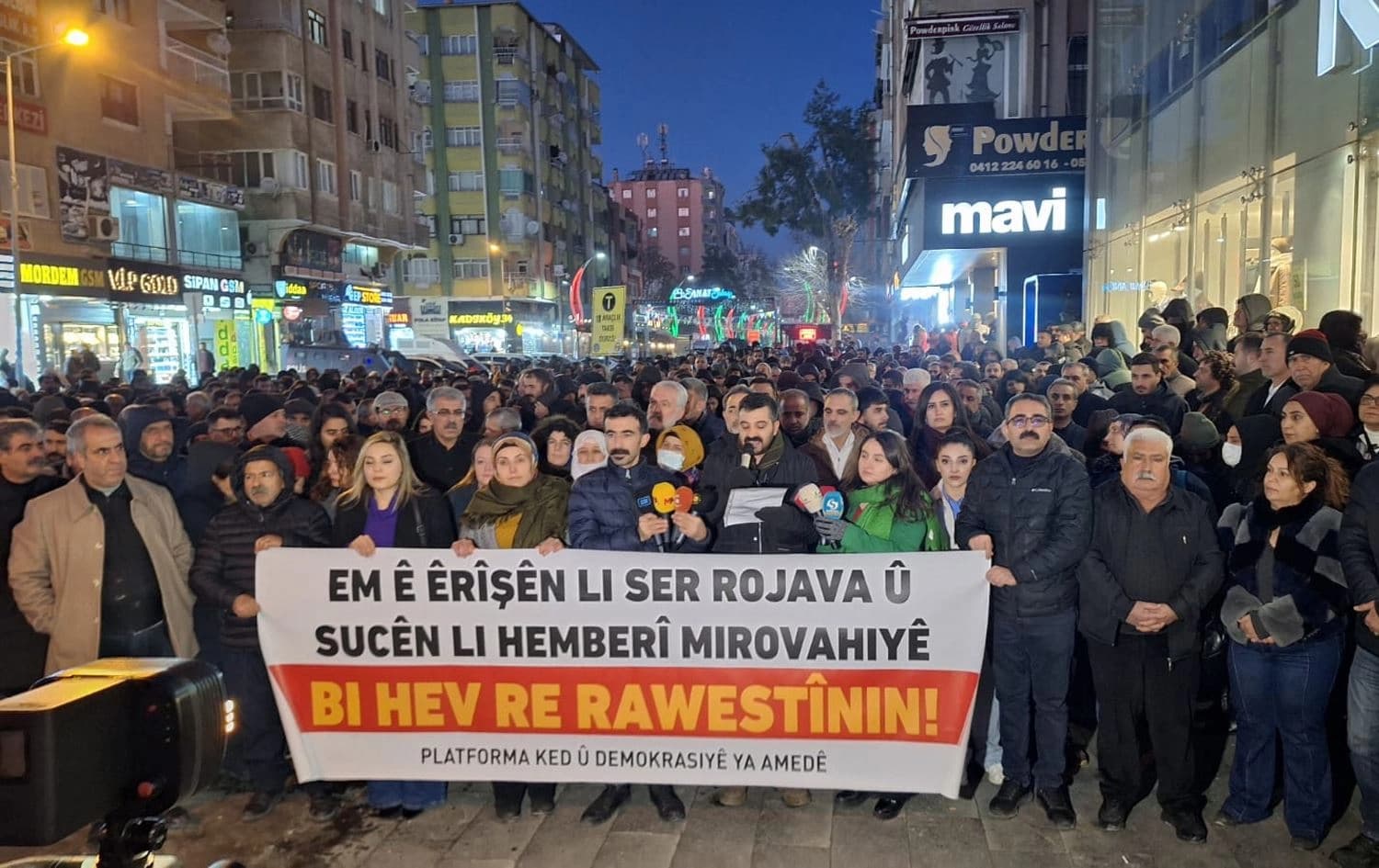 Xwenîşandaneke li Amedê / Wêne: Abdulselam Akinci, Rûdaw