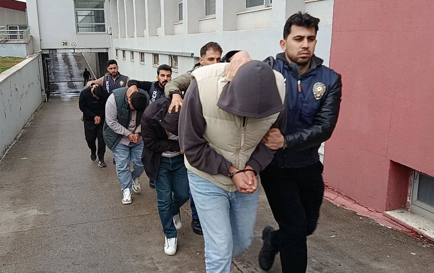 Foto: Adana İl Emniyet Müdürlüğü